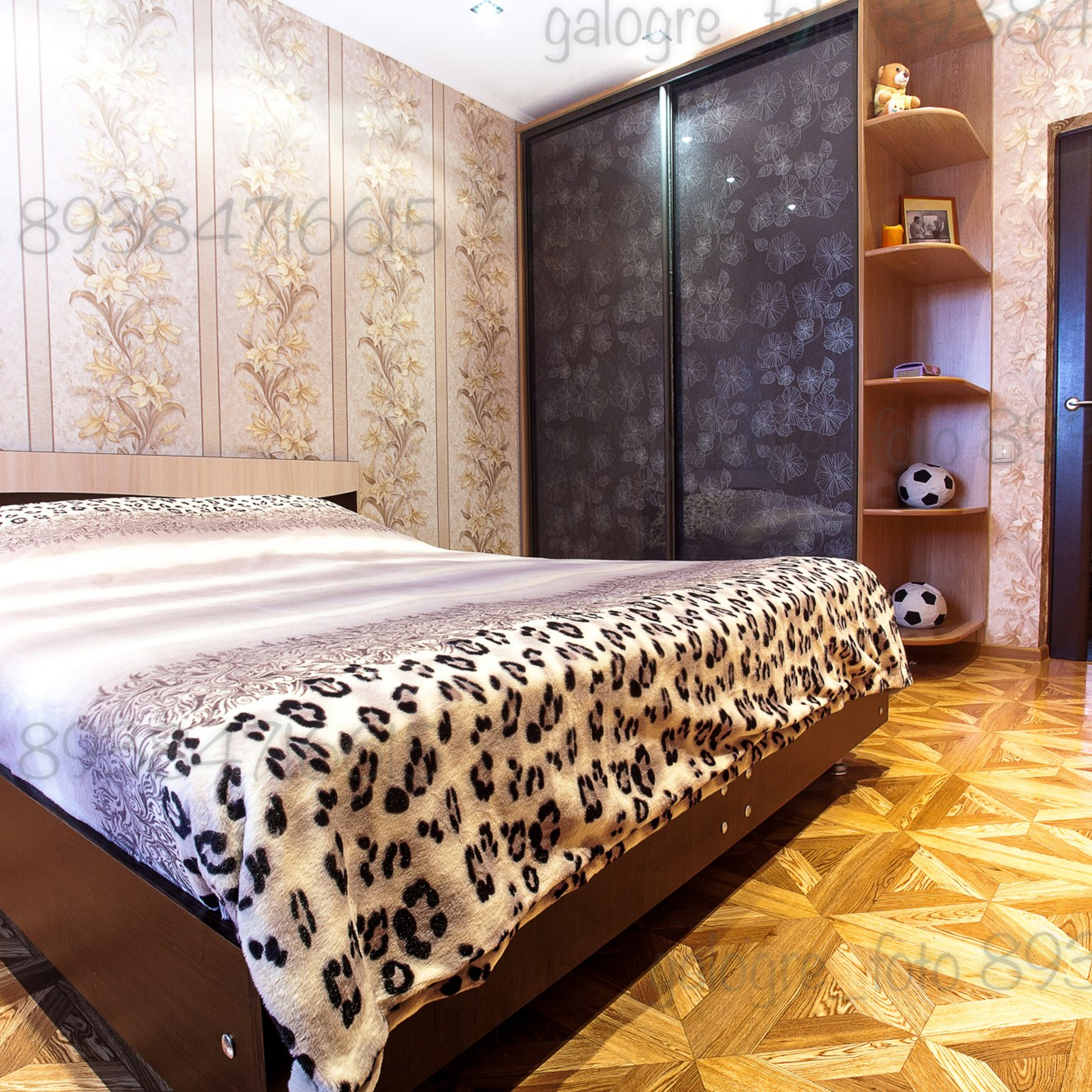 Недвижимость. RetroChic Фото