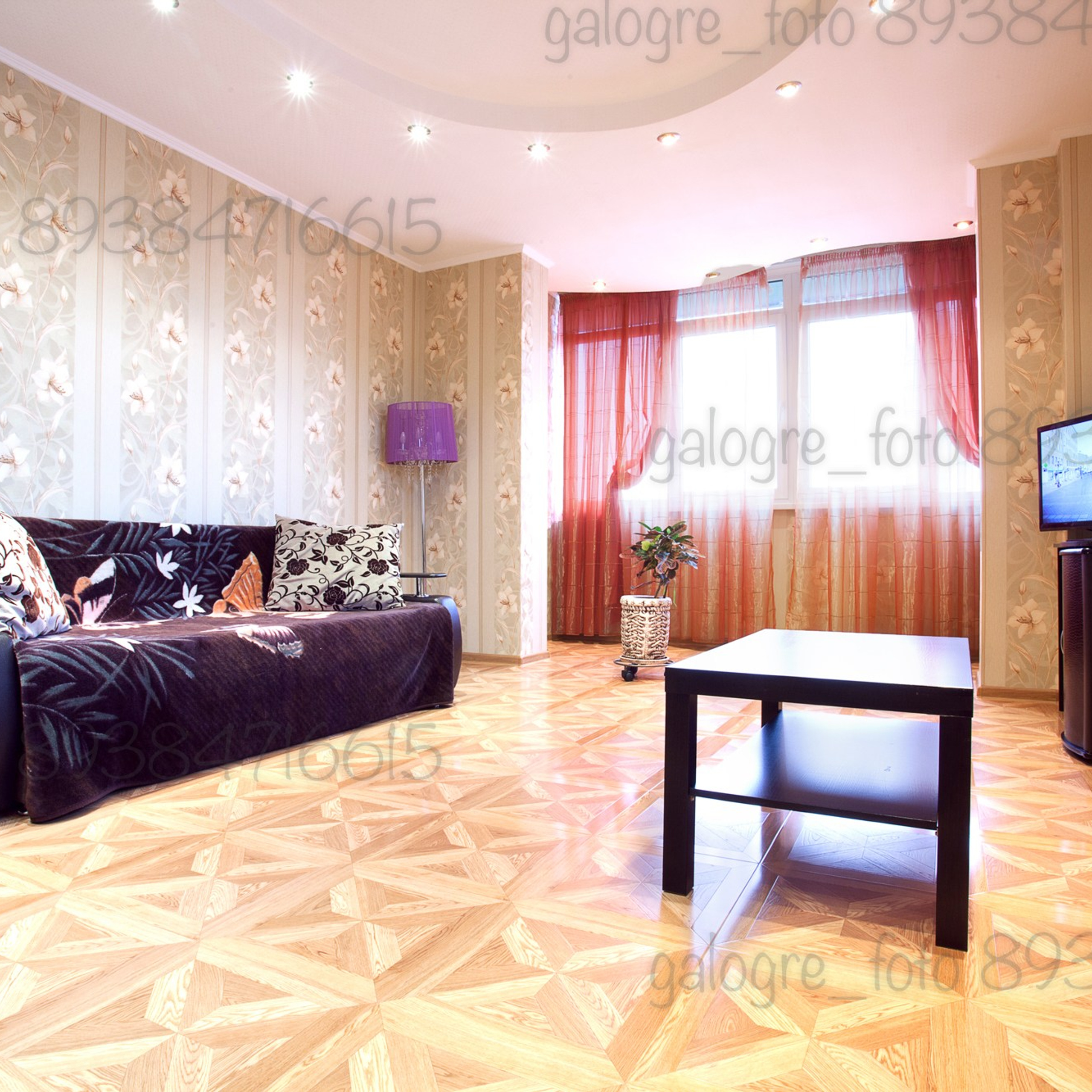 Недвижимость. RetroChic Фото