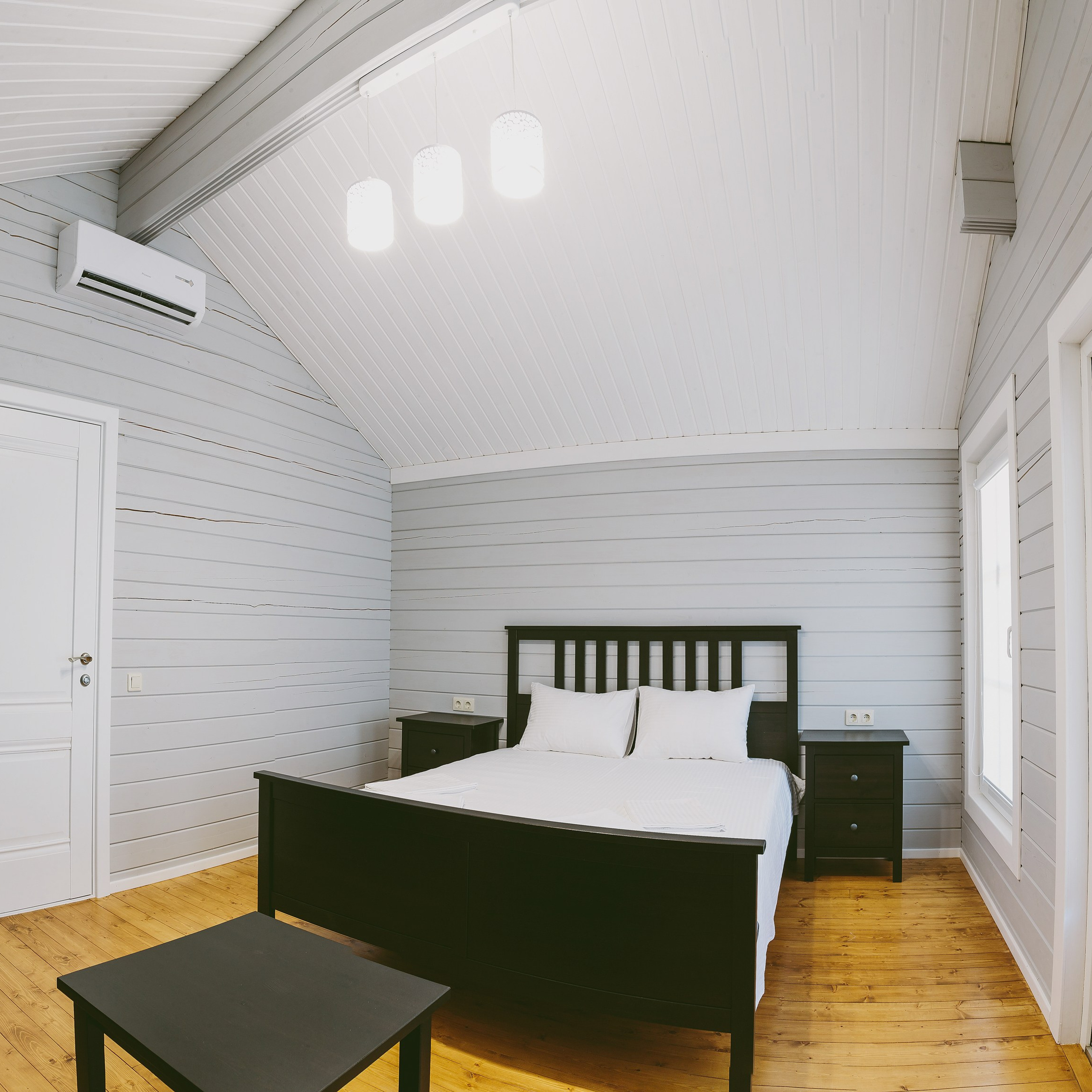 Недвижимость. RetroChic Фото