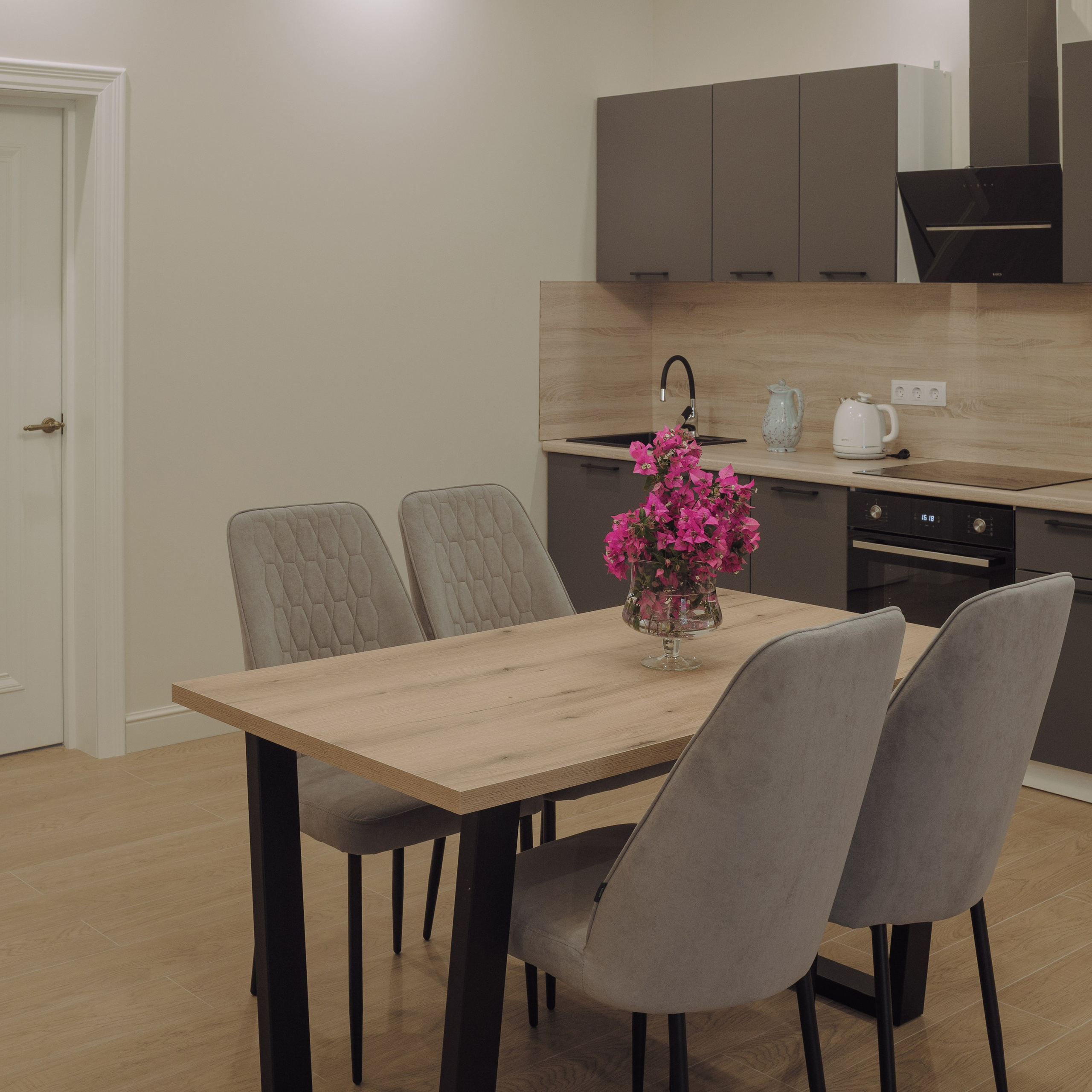 Недвижимость. RetroChic Фото