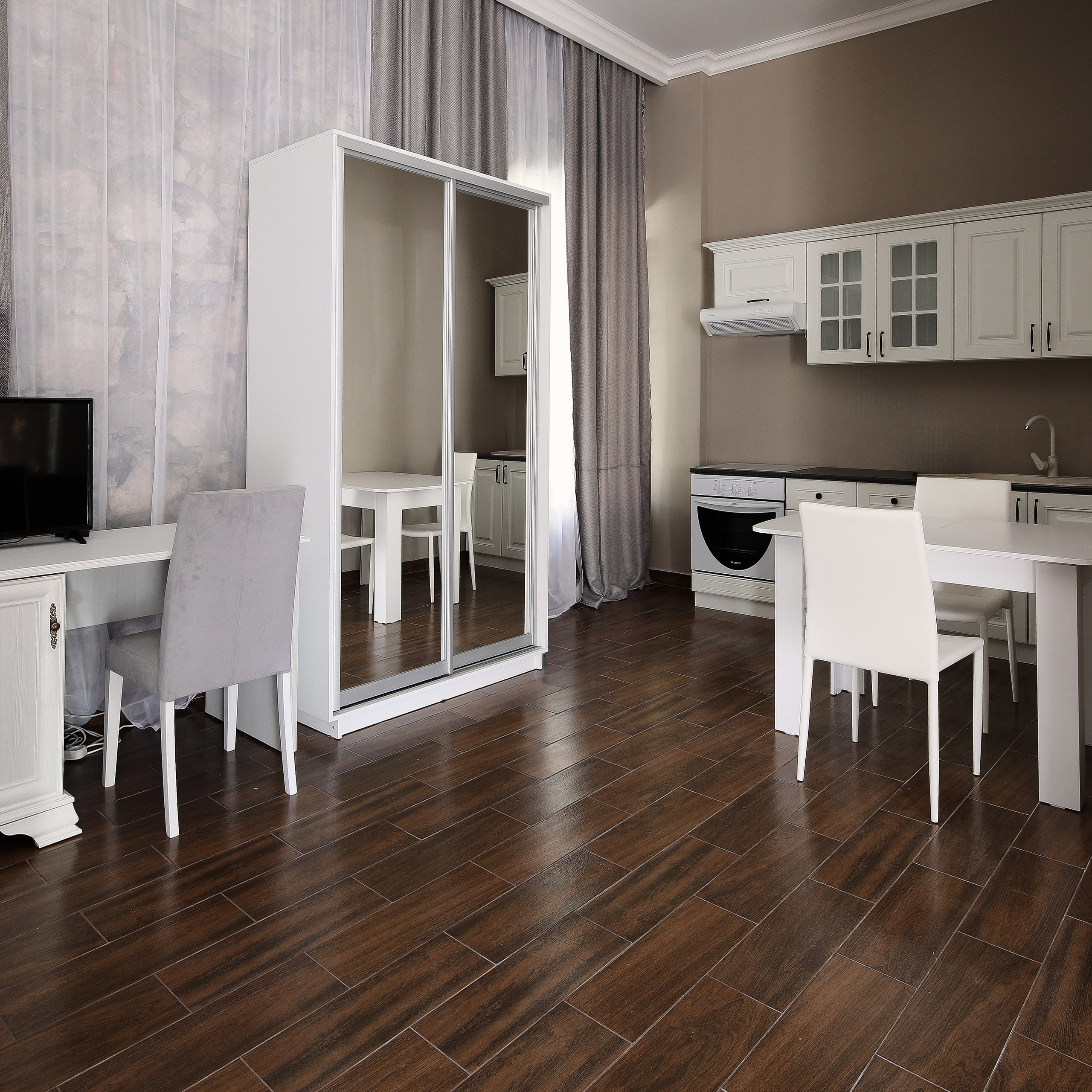 Недвижимость. RetroChic Фото