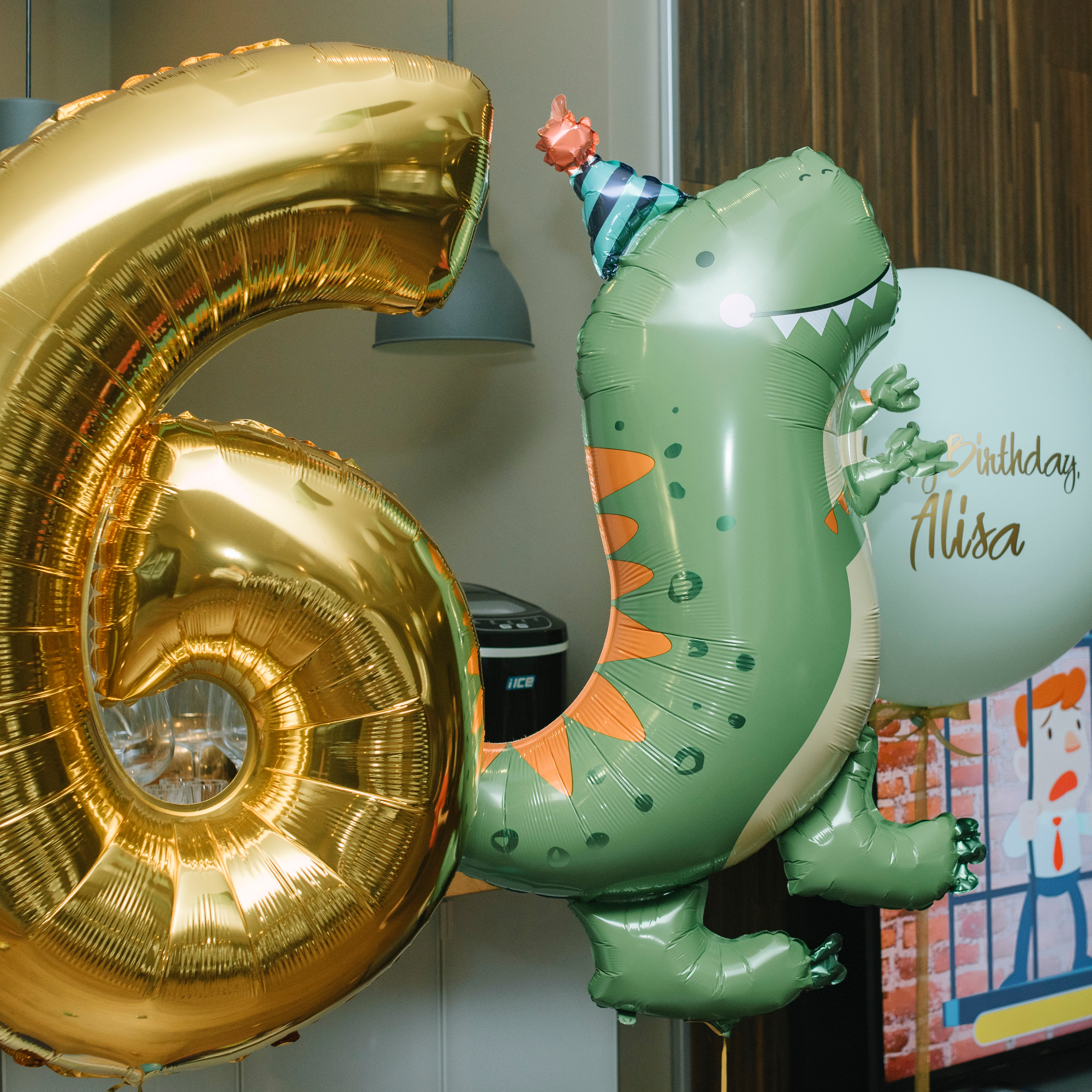 Алиса день рождения