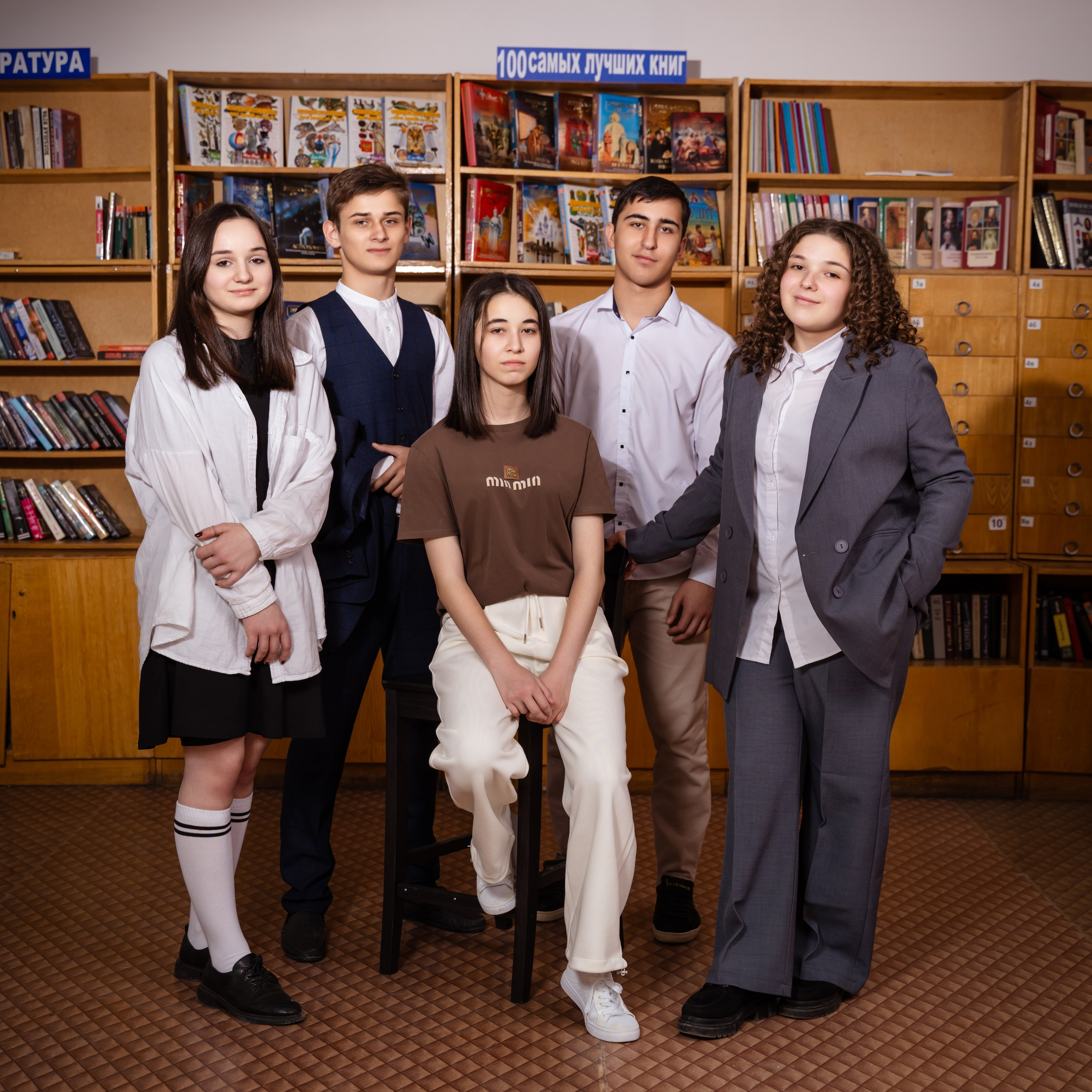 Фотограф Инна Абакарова|Выпускные альбомы и фотосессии в Нальчике