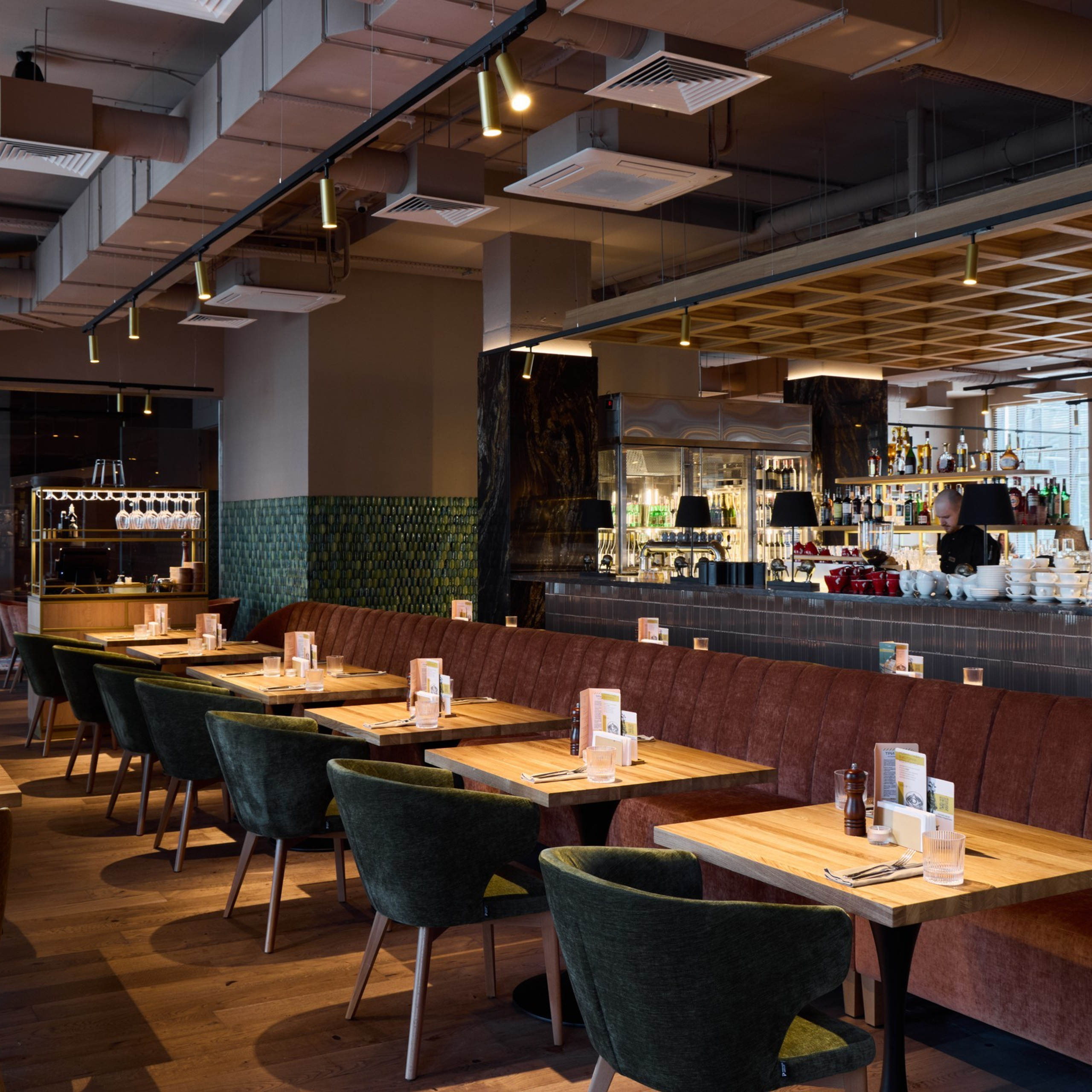 Профессиональная фотосъемка ресторанов. Интерьерный фотограф и видеограф в Санкт-Петербурге и Москве