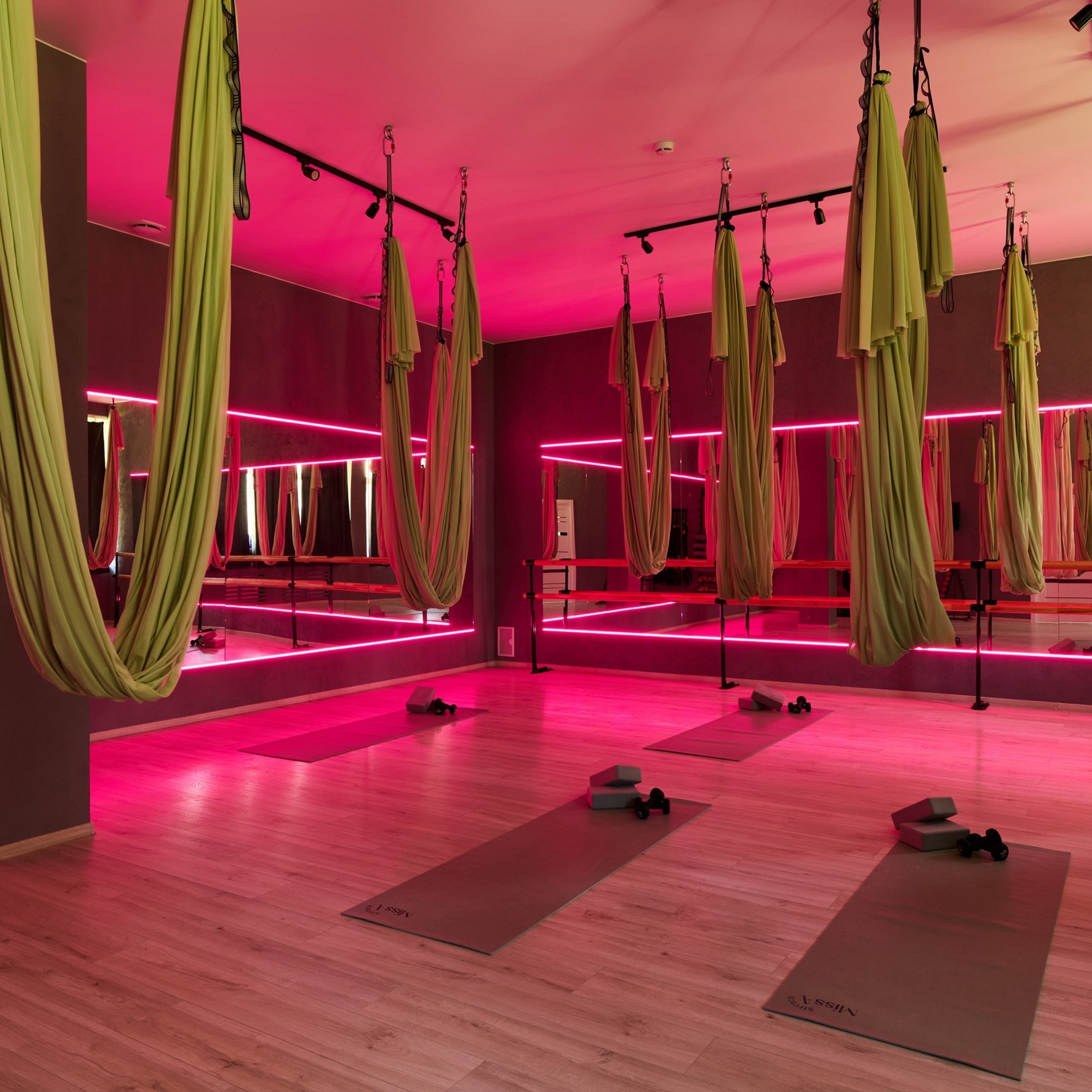 Интерьерная фотосъемка квартир. Интерьерный фотограф и видеограф в Санкт-Петербурге и Москве