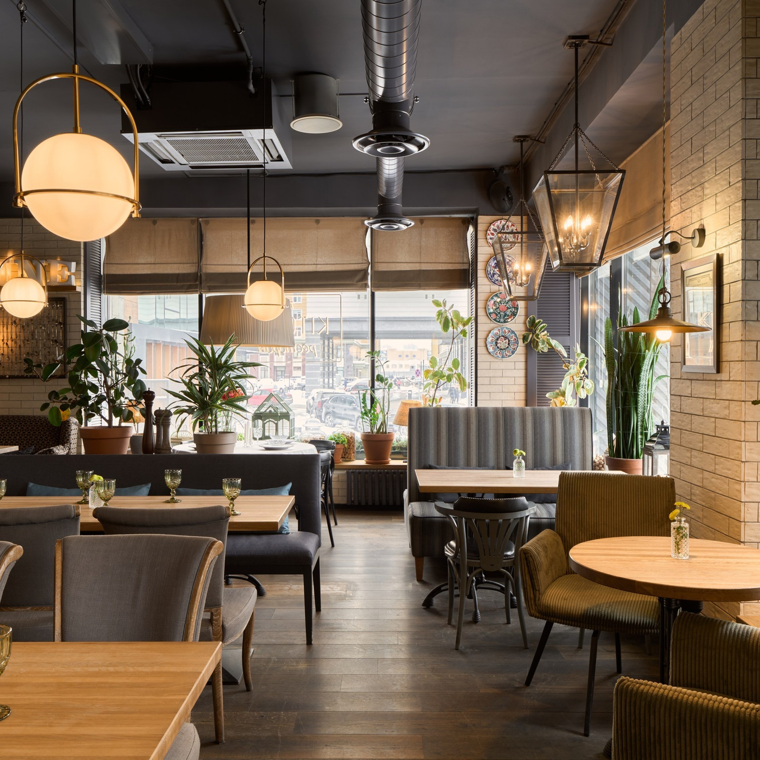 Профессиональная фотосъемка ресторанов. Интерьерный фотограф и видеограф в Санкт-Петербурге и Москве