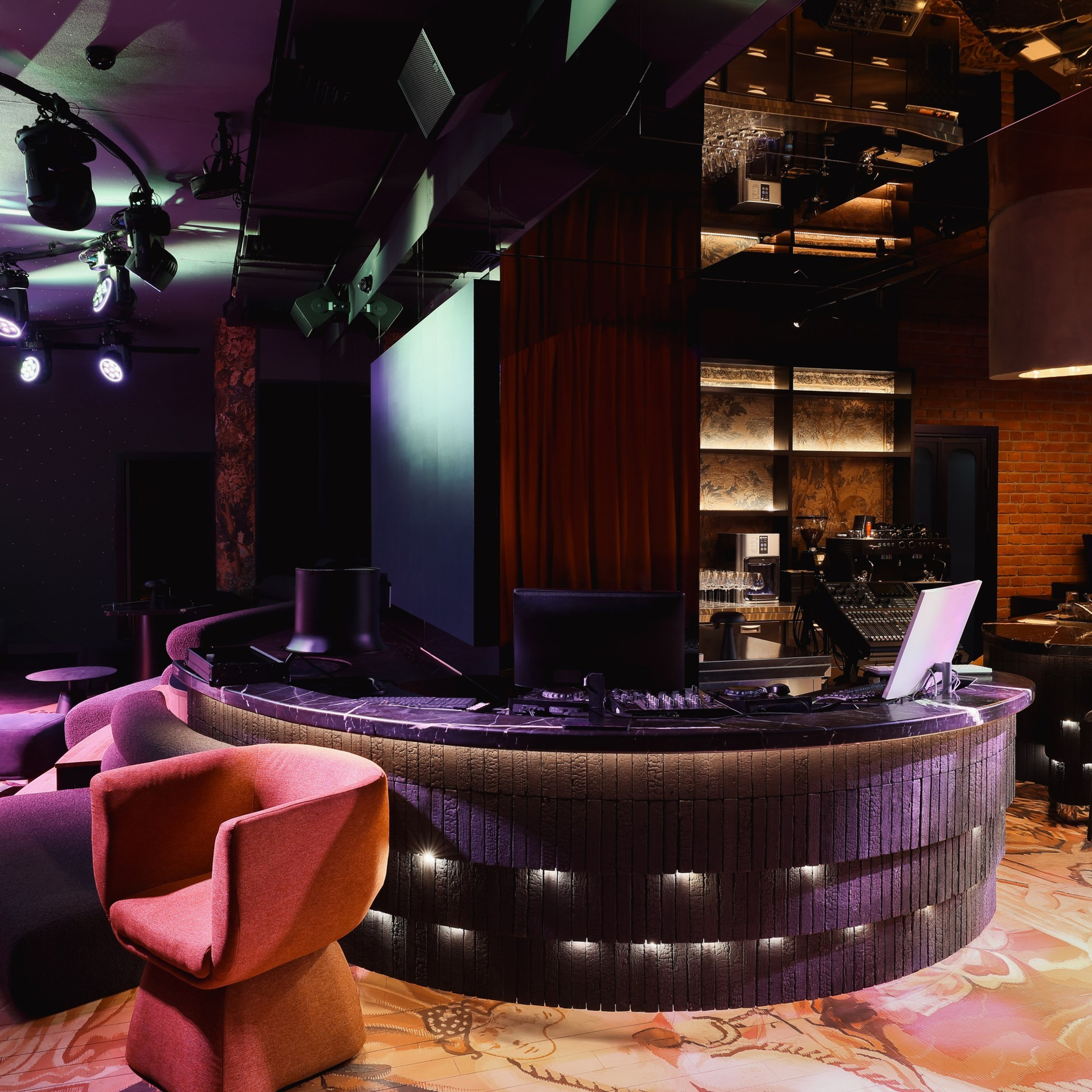 Интерьерная фотосъемка квартир. Интерьерный фотограф и видеограф в Санкт-Петербурге и Москве