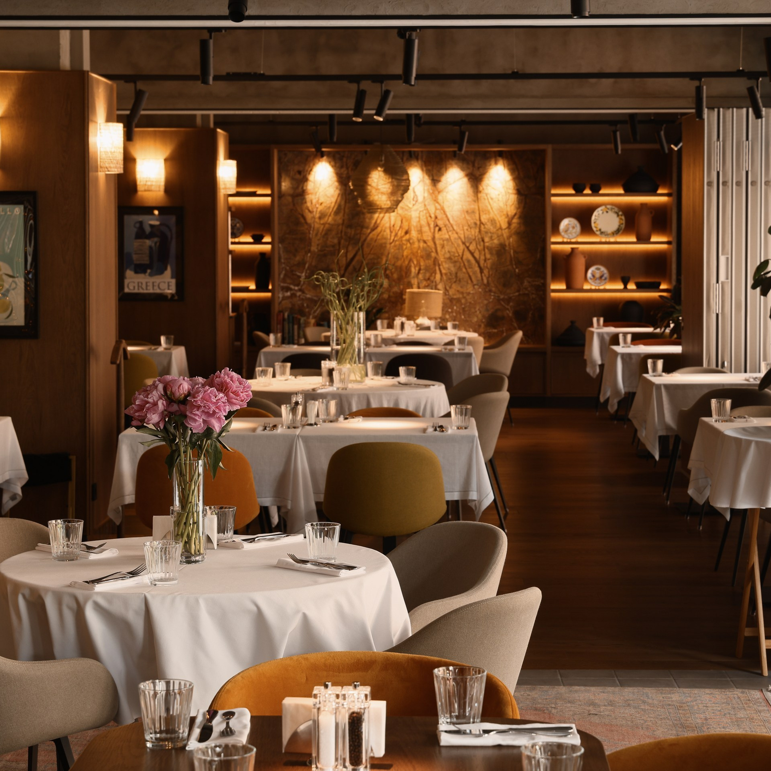 Профессиональная фотосъемка ресторанов. Интерьерный фотограф и видеограф в Санкт-Петербурге и Москве