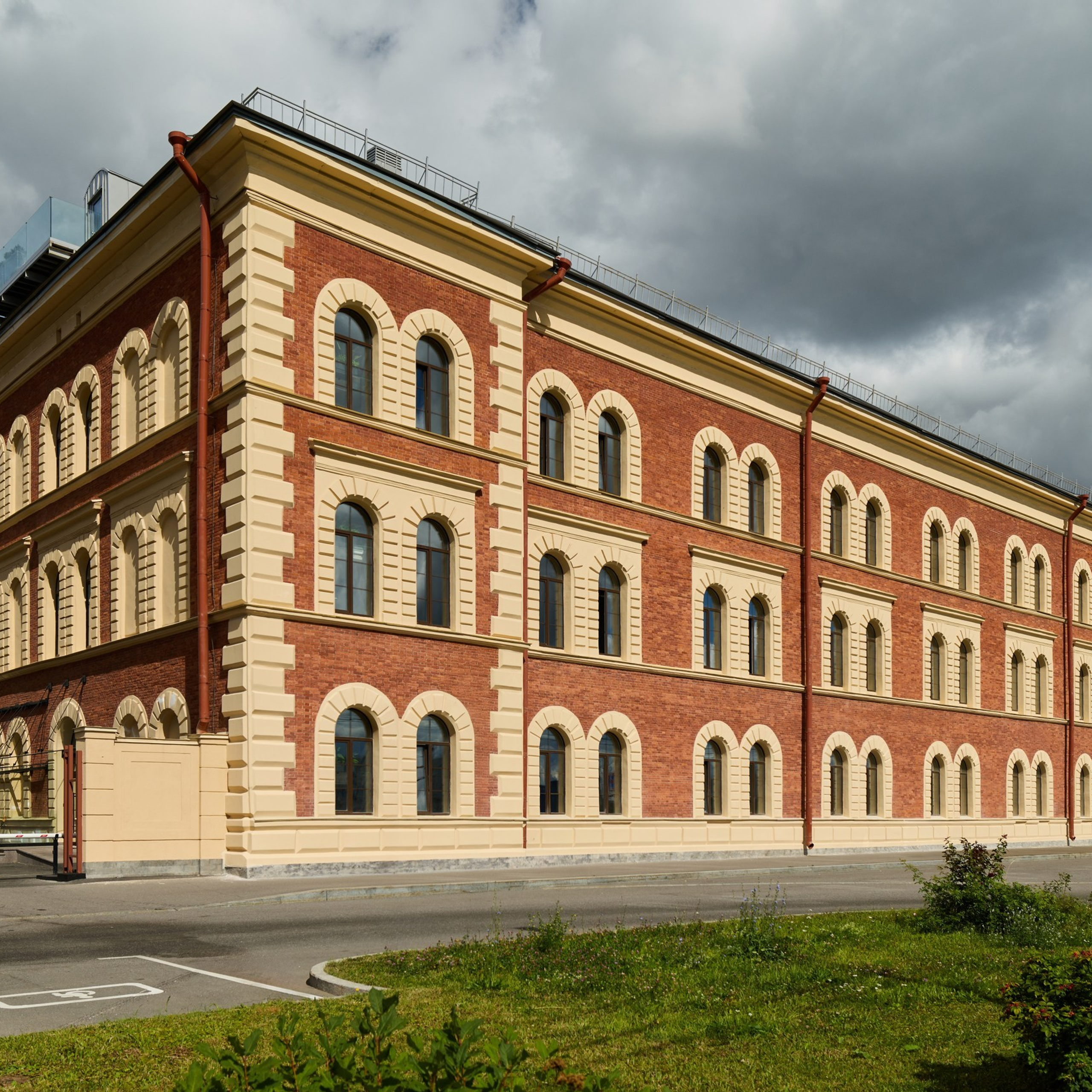 Архитектура. Интерьерный фотограф и видеограф в Санкт-Петербурге и Москве