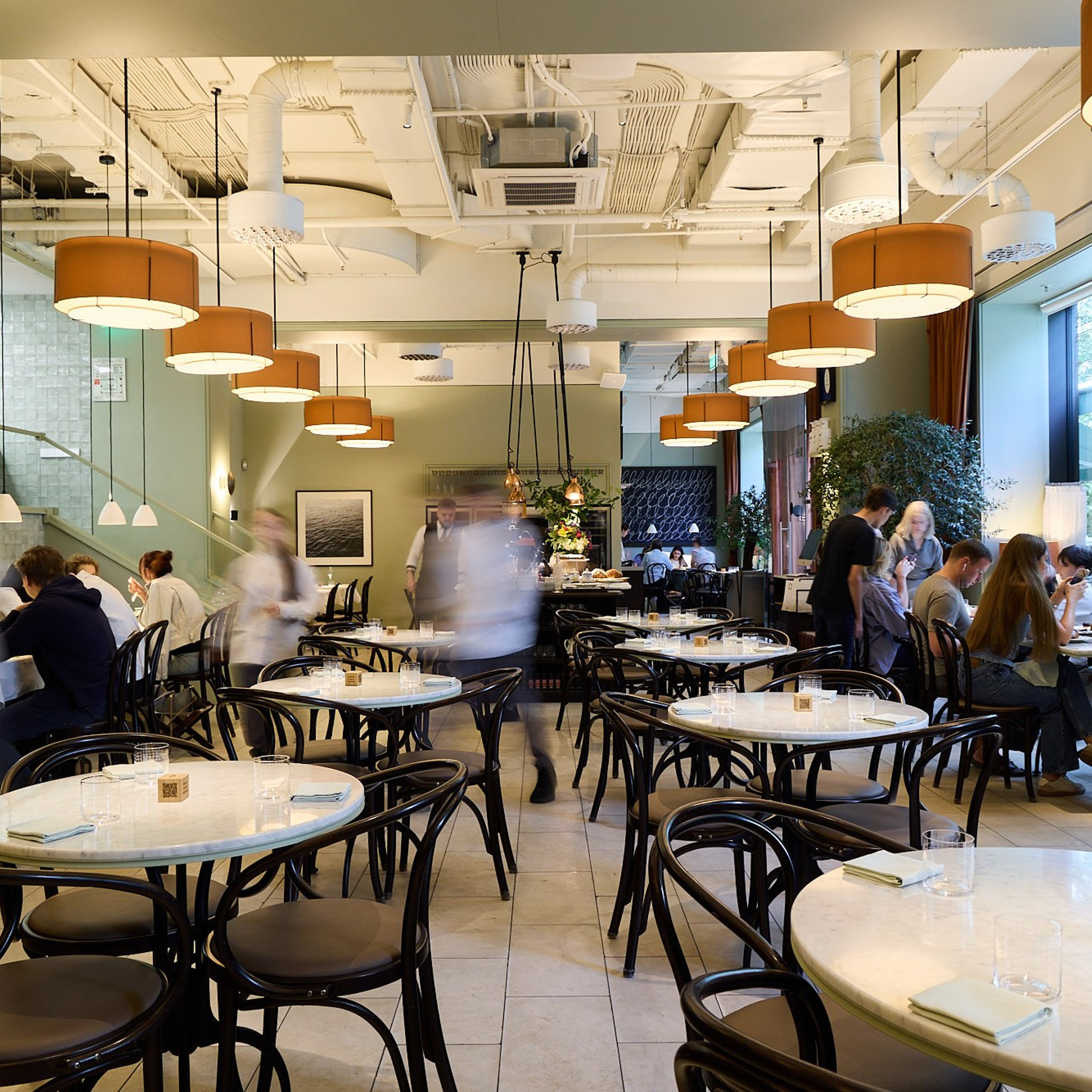 Профессиональная фотосъемка ресторанов. Интерьерный фотограф и видеограф в Санкт-Петербурге и Москве