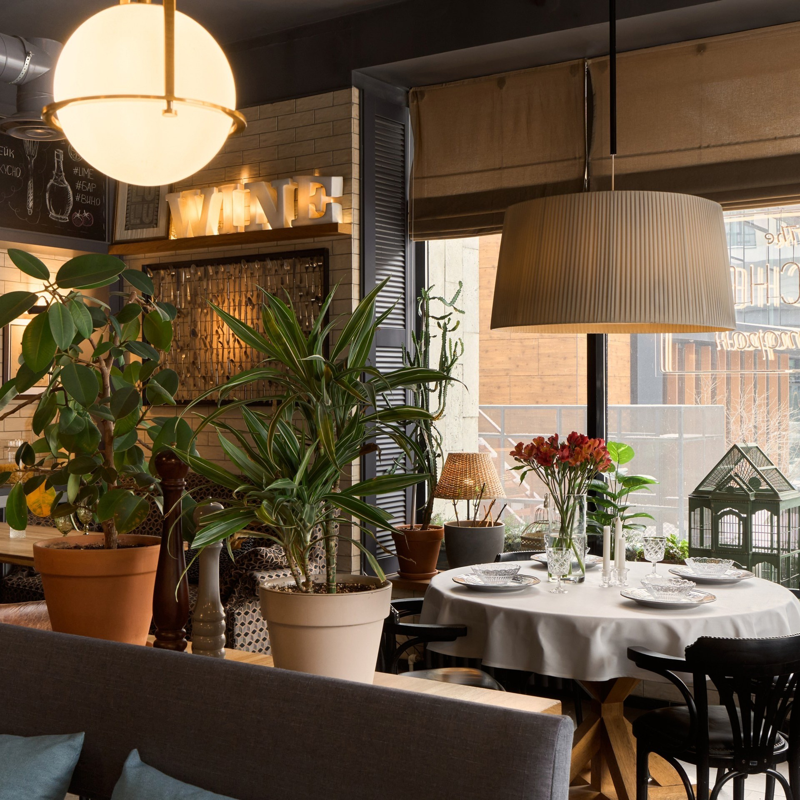 Профессиональная фотосъемка ресторанов. Интерьерный фотограф и видеограф в Санкт-Петербурге и Москве