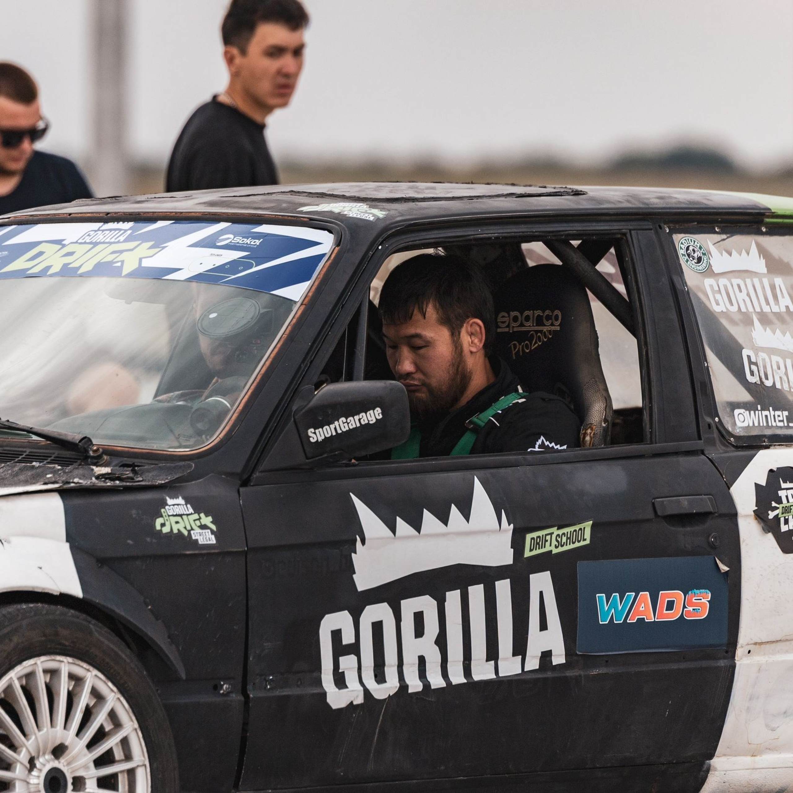 2 этап от Фаниса Ни. Gorilla Drift