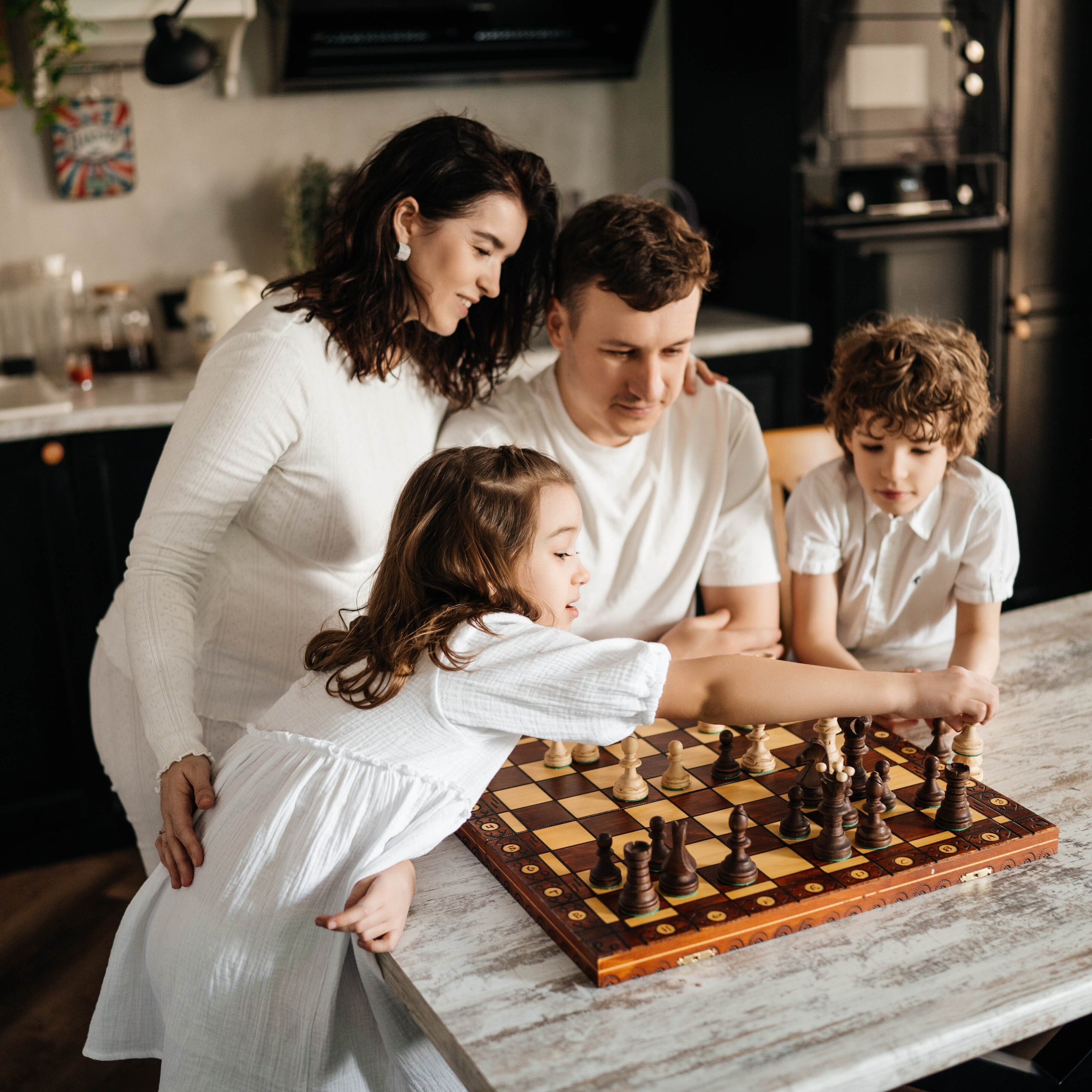 Женя, Дима, Лёня и Лиза