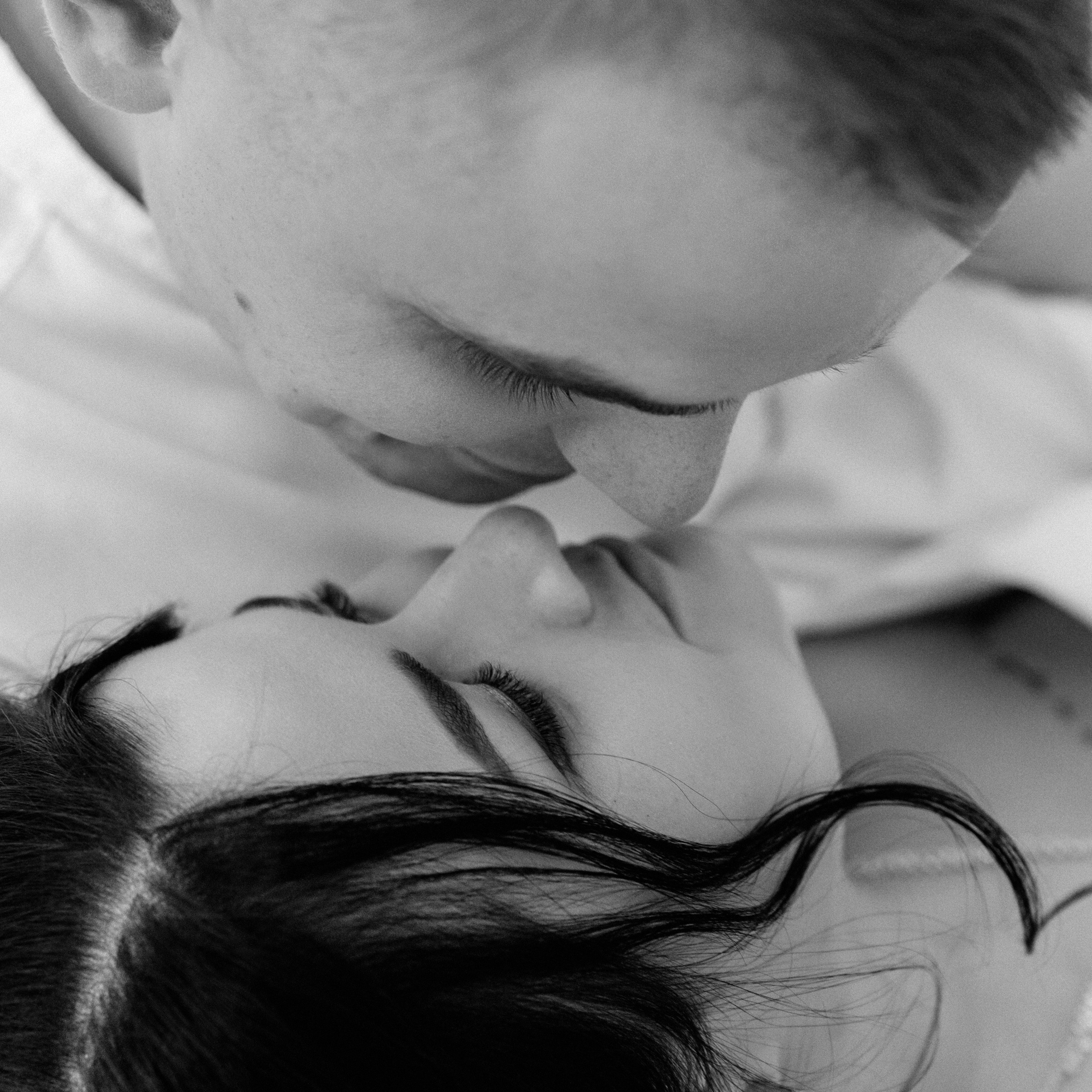 Студийная свадебная история любви