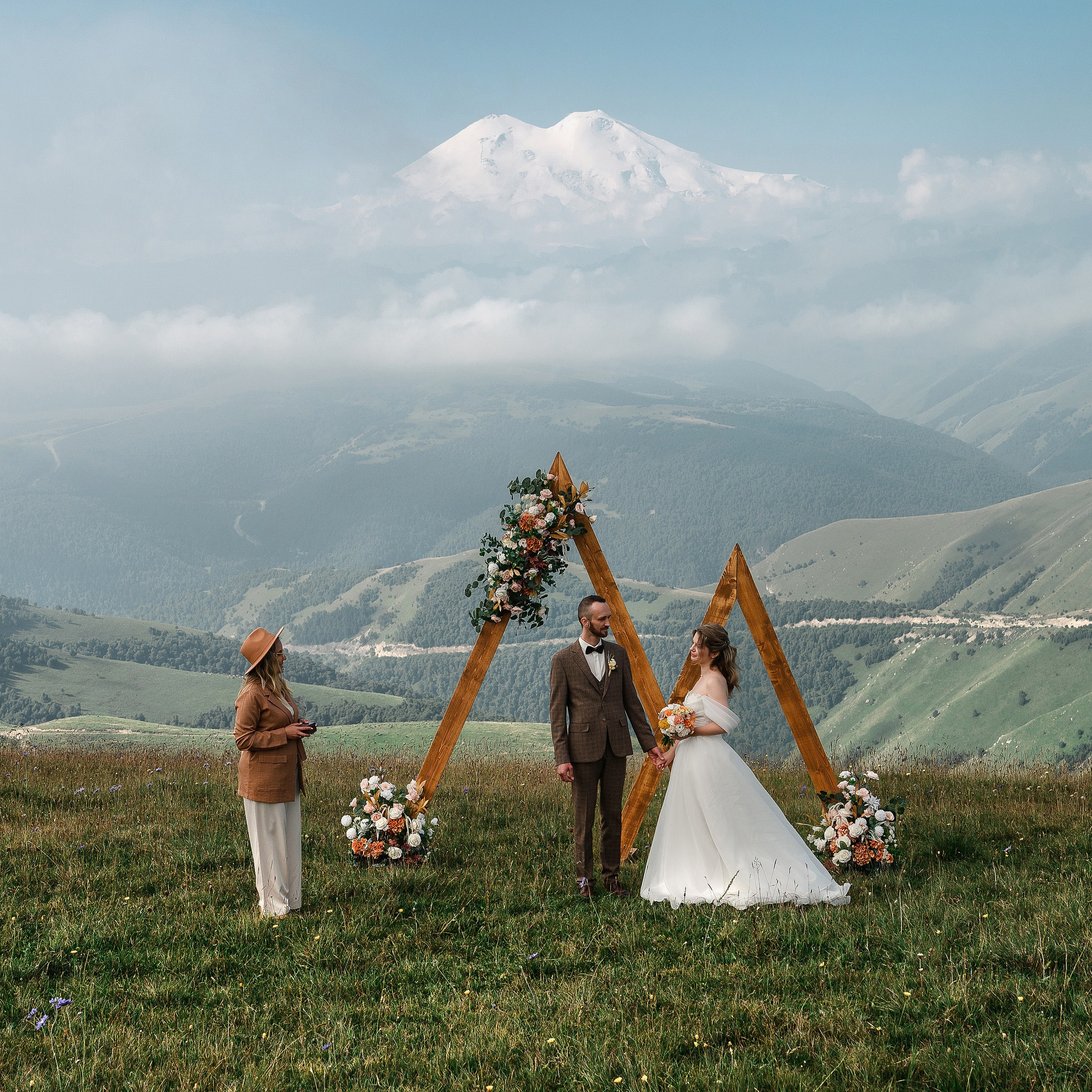 Осенняя фотосессия в Домбае. Свадебный и travel фотограф в Волгограде, Сочи, Домбае, Европе