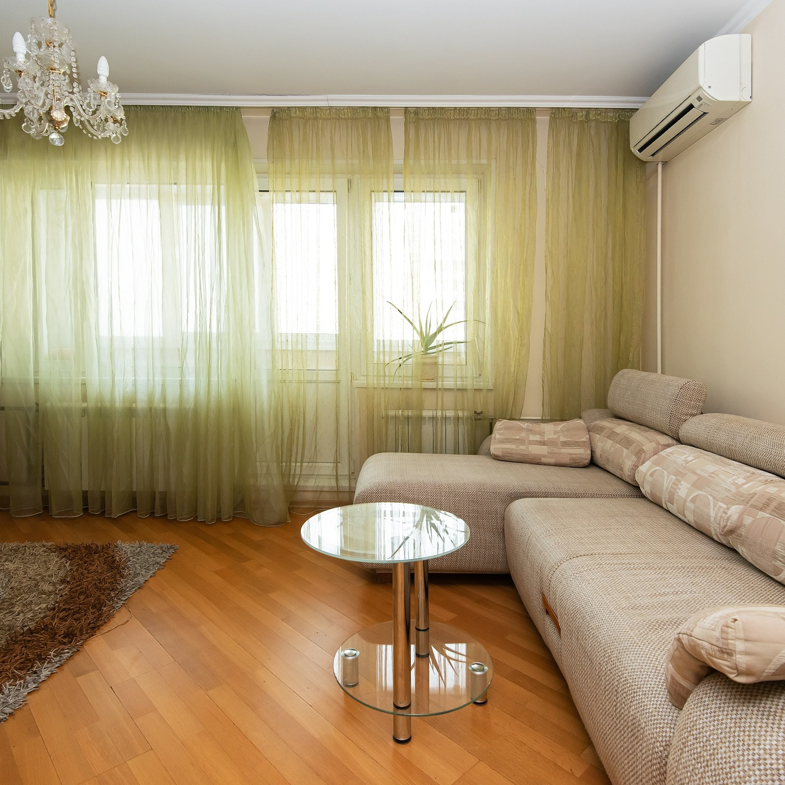 Квартира на Дежнева