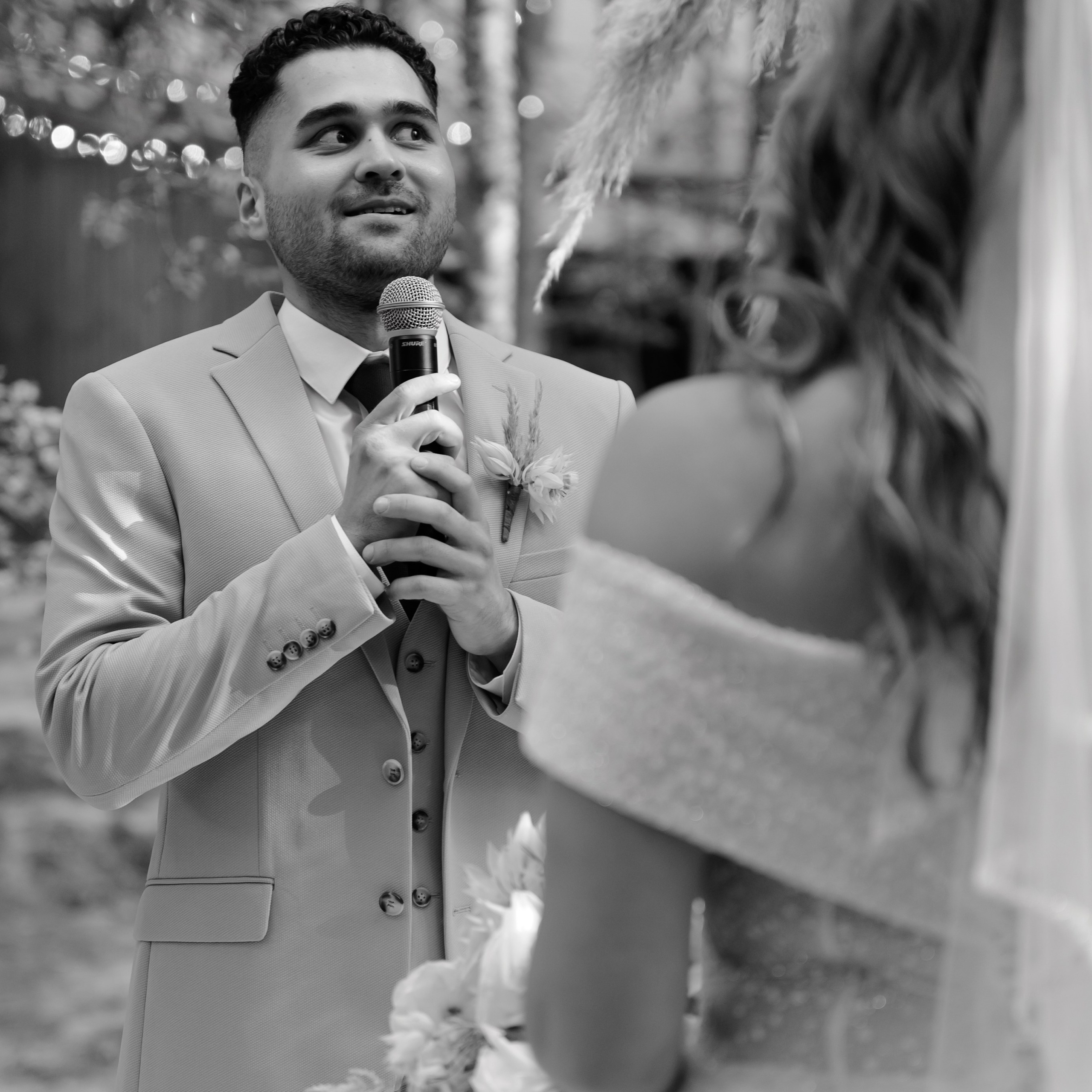 Спрятались