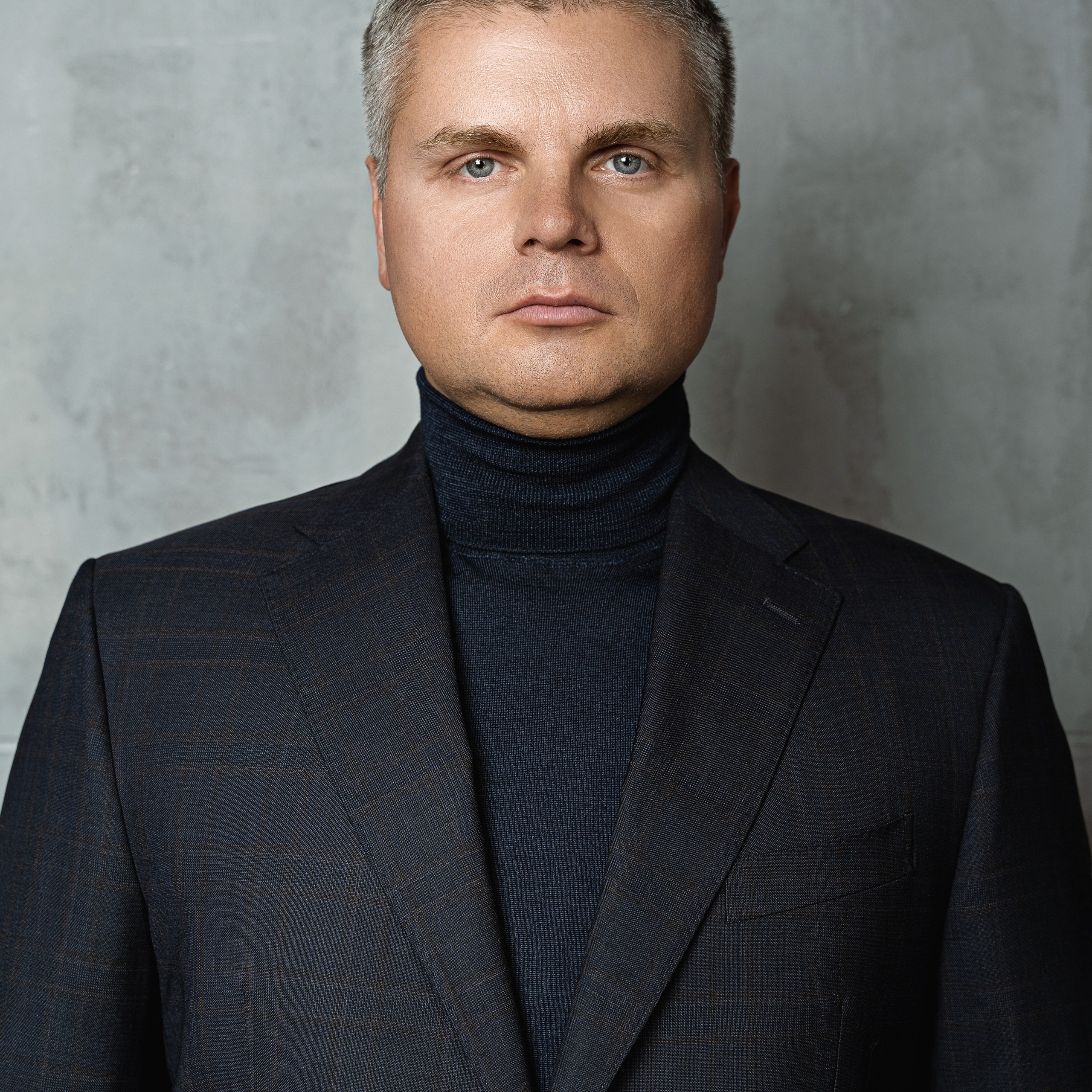 А.Гриф