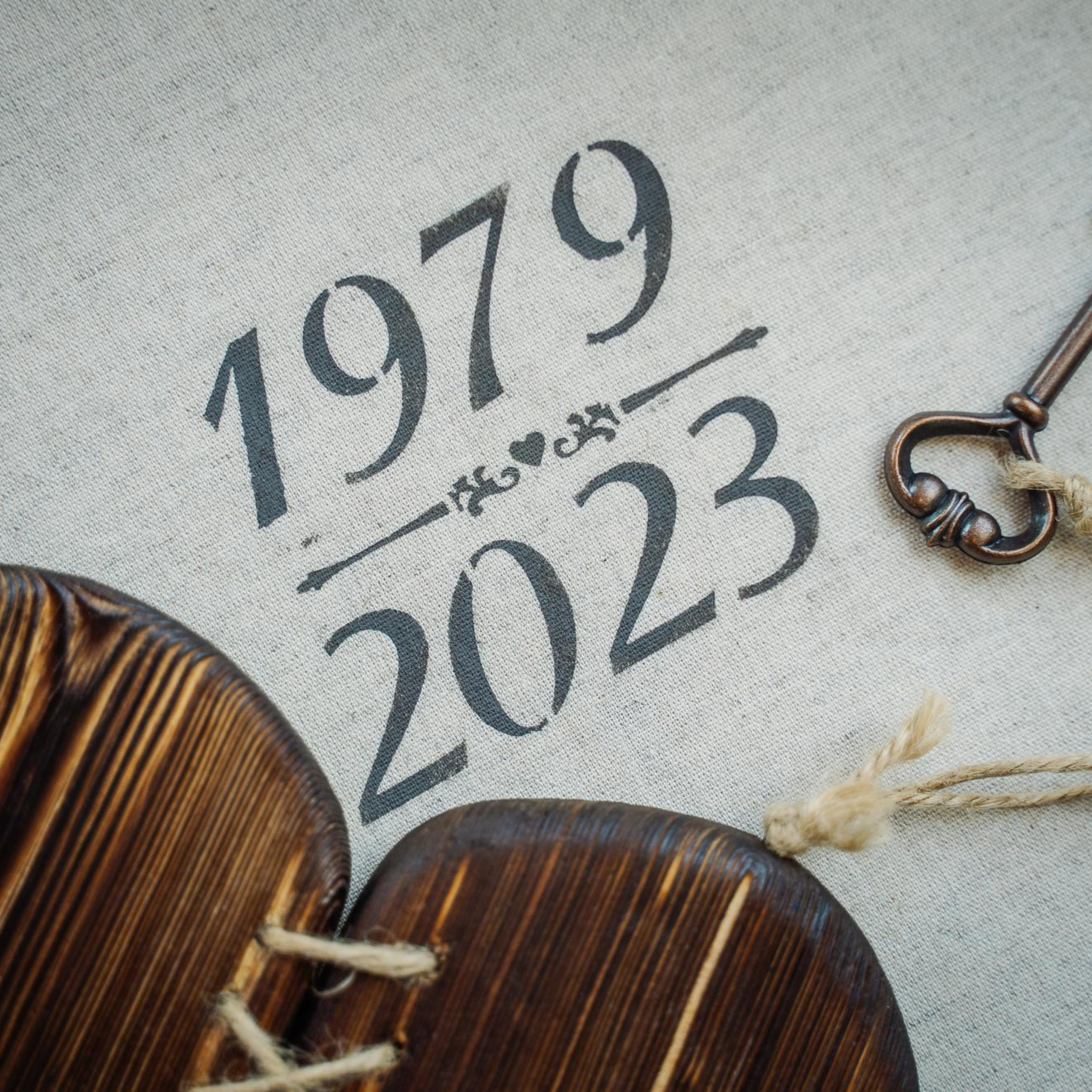 20230518 Реставрация стульев