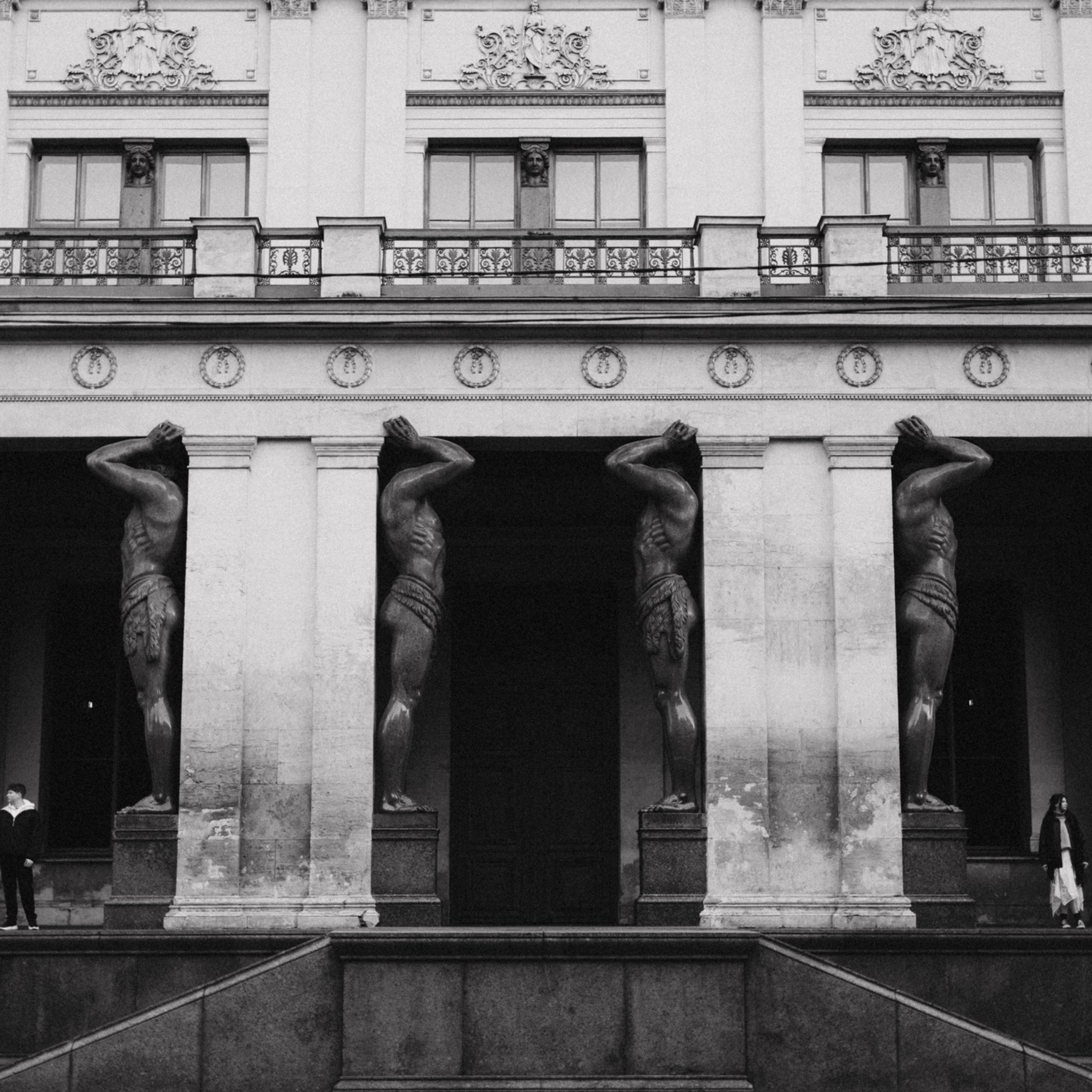 ВлюблятьсяЦеловаться. Фотограф Daria Wilner