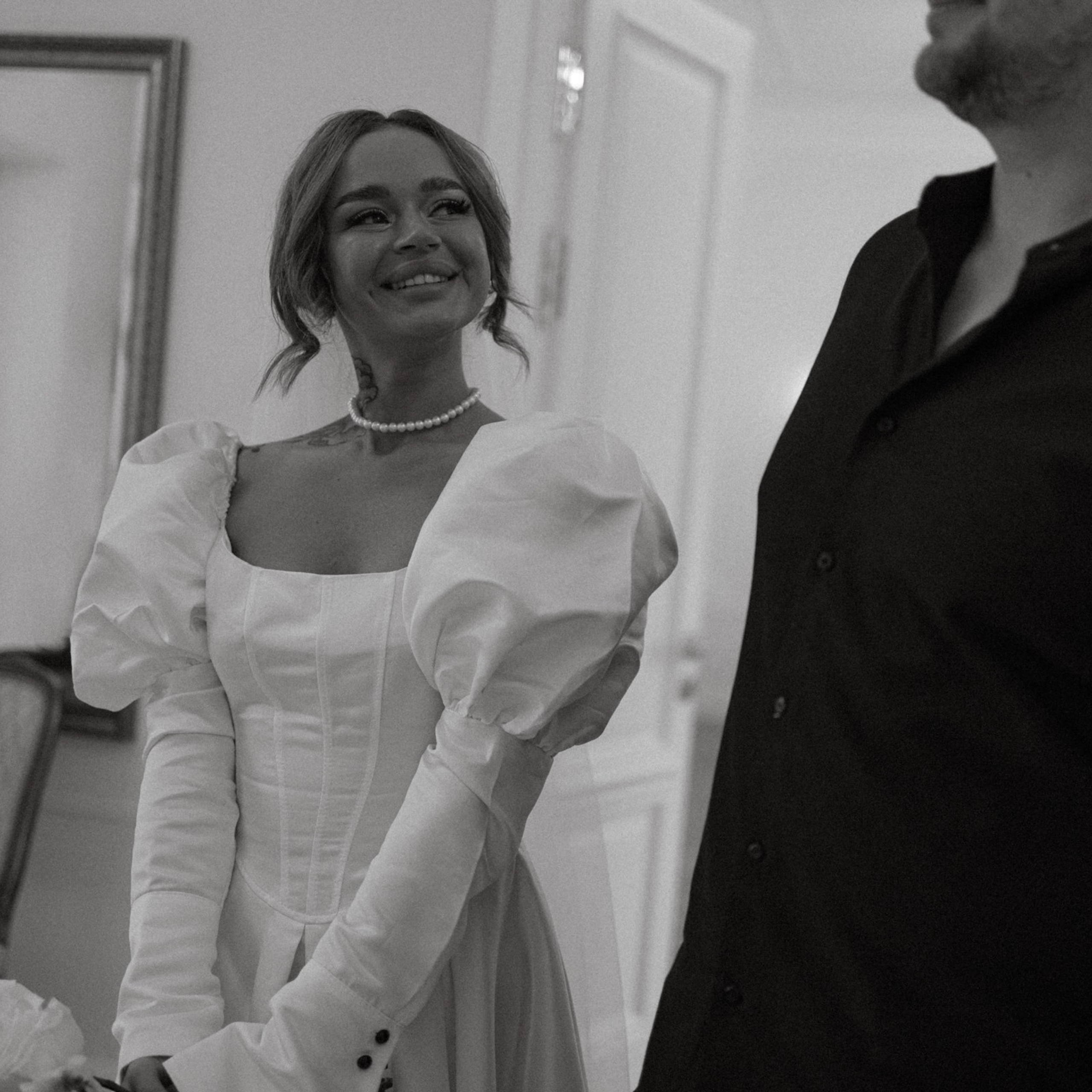 А в ЗАГС, что, паспорт надо брать?. Фотограф Daria Wilner