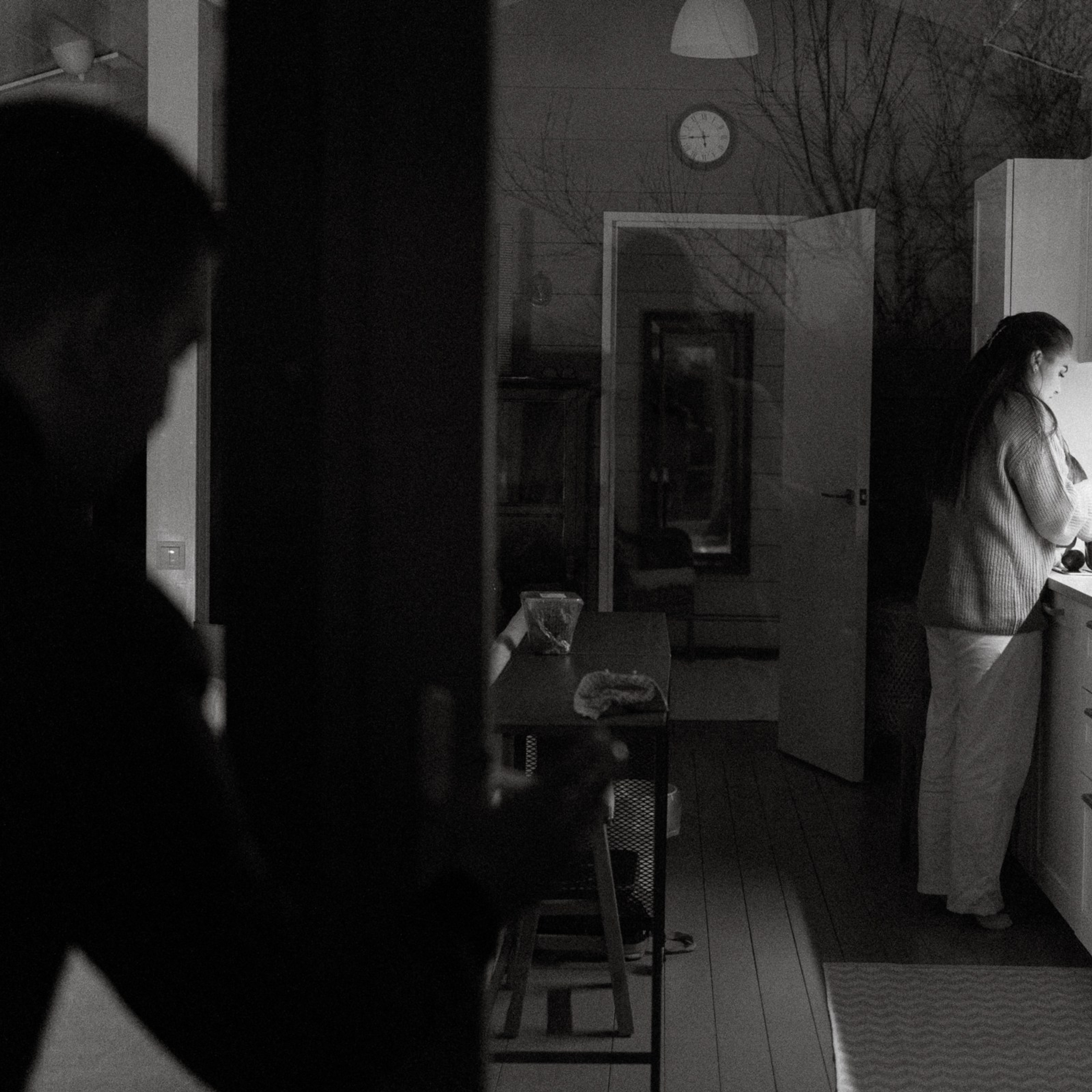 Ушел или пришел. Фотограф Daria Wilner