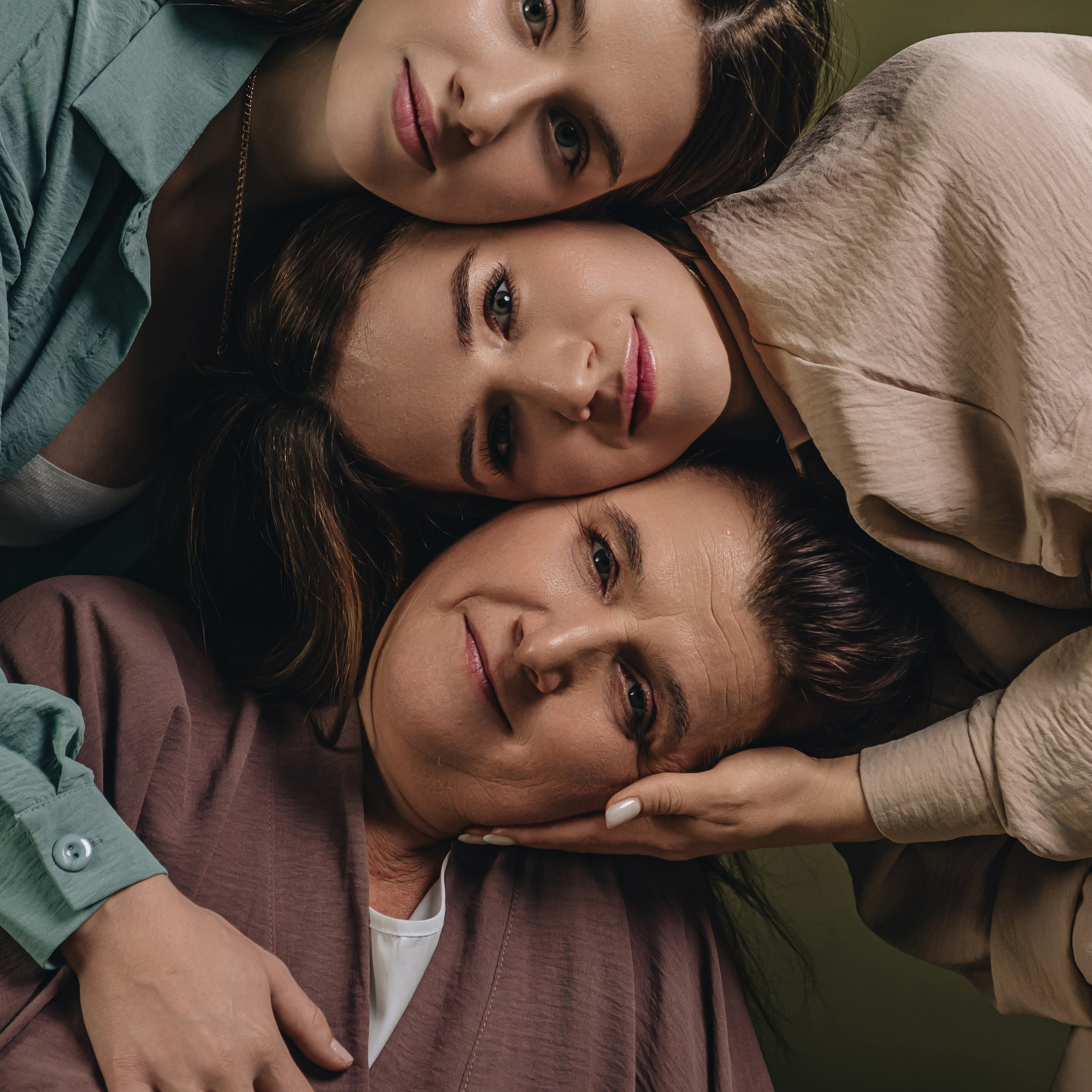 Семейная фисташковая