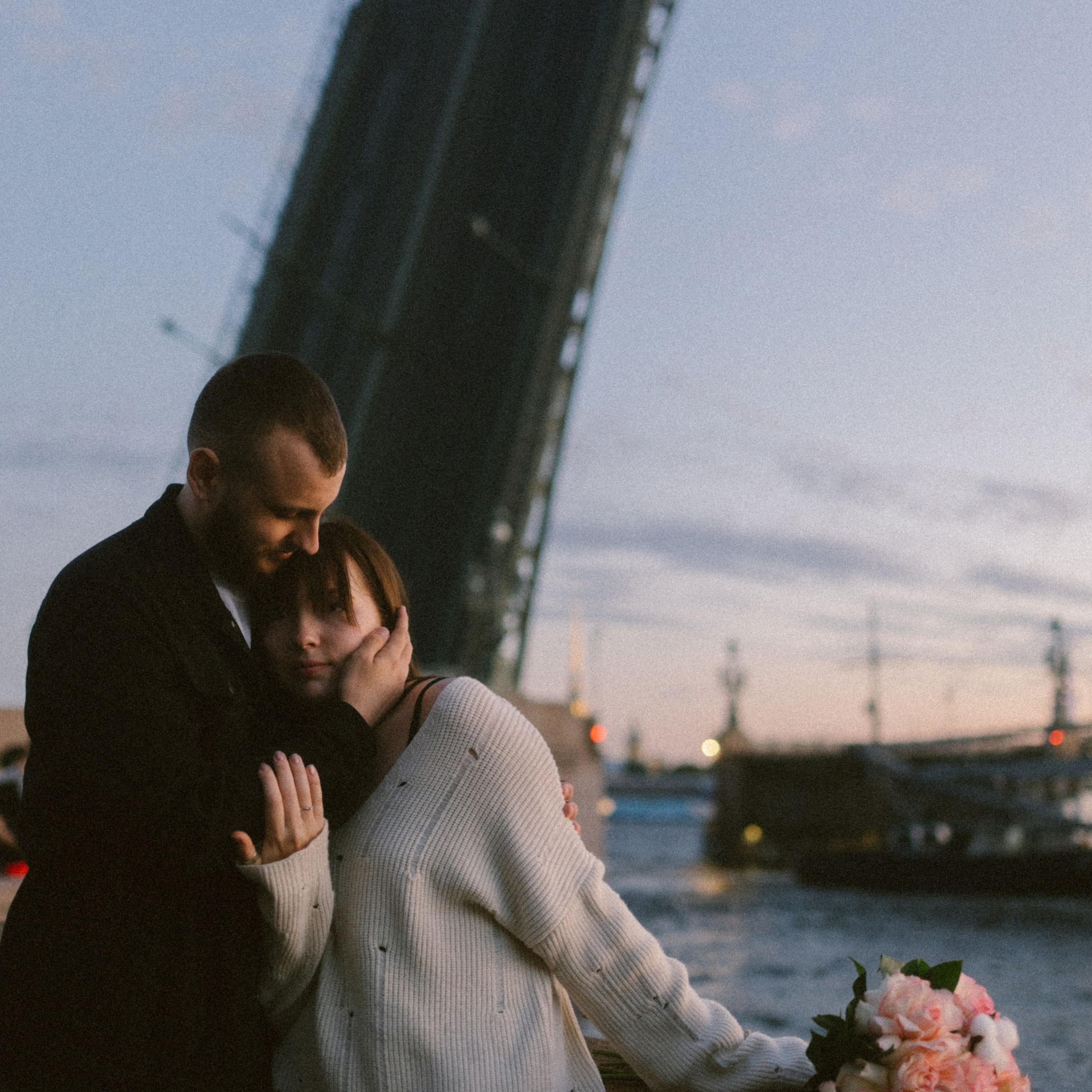 Любви прикосновение