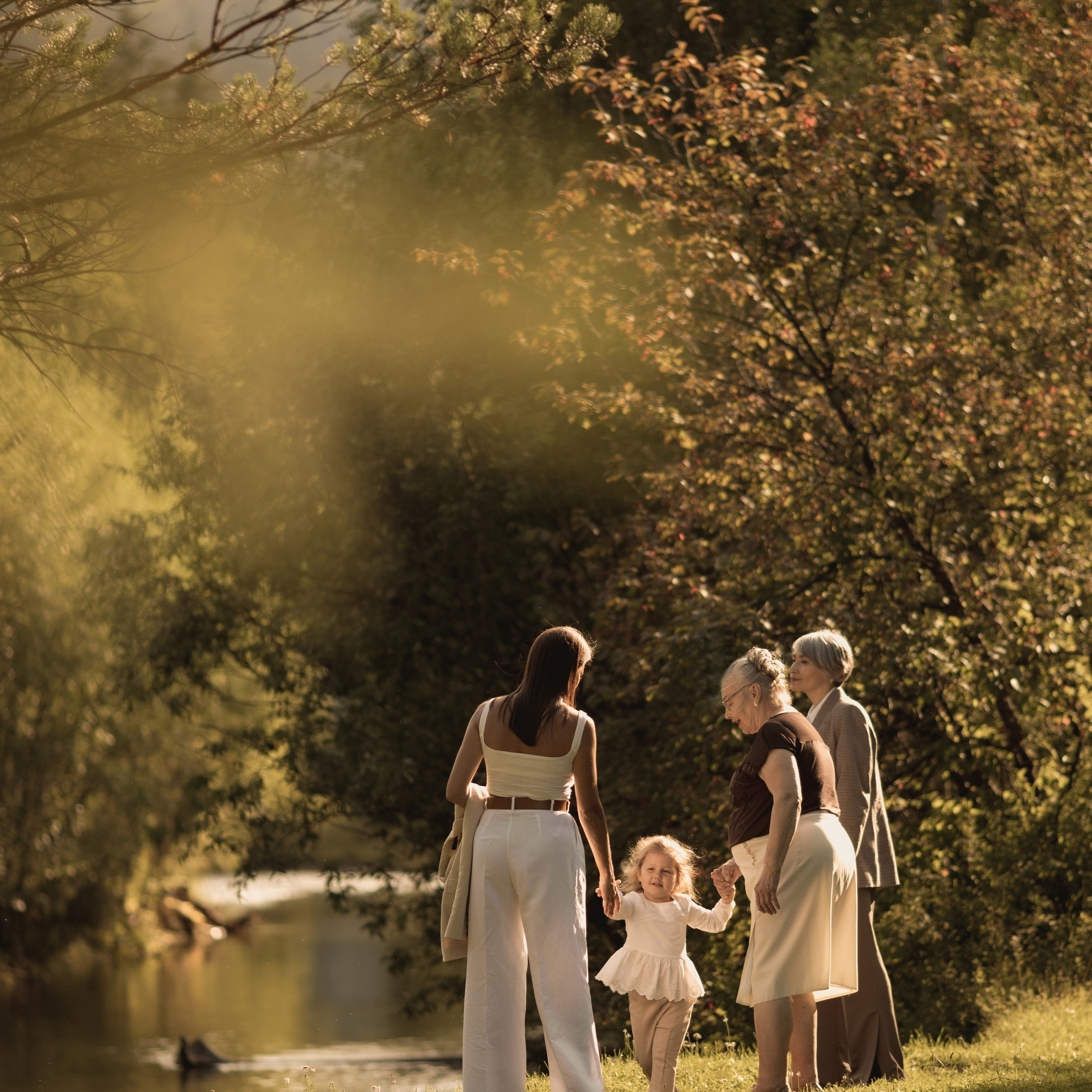 4 поколения