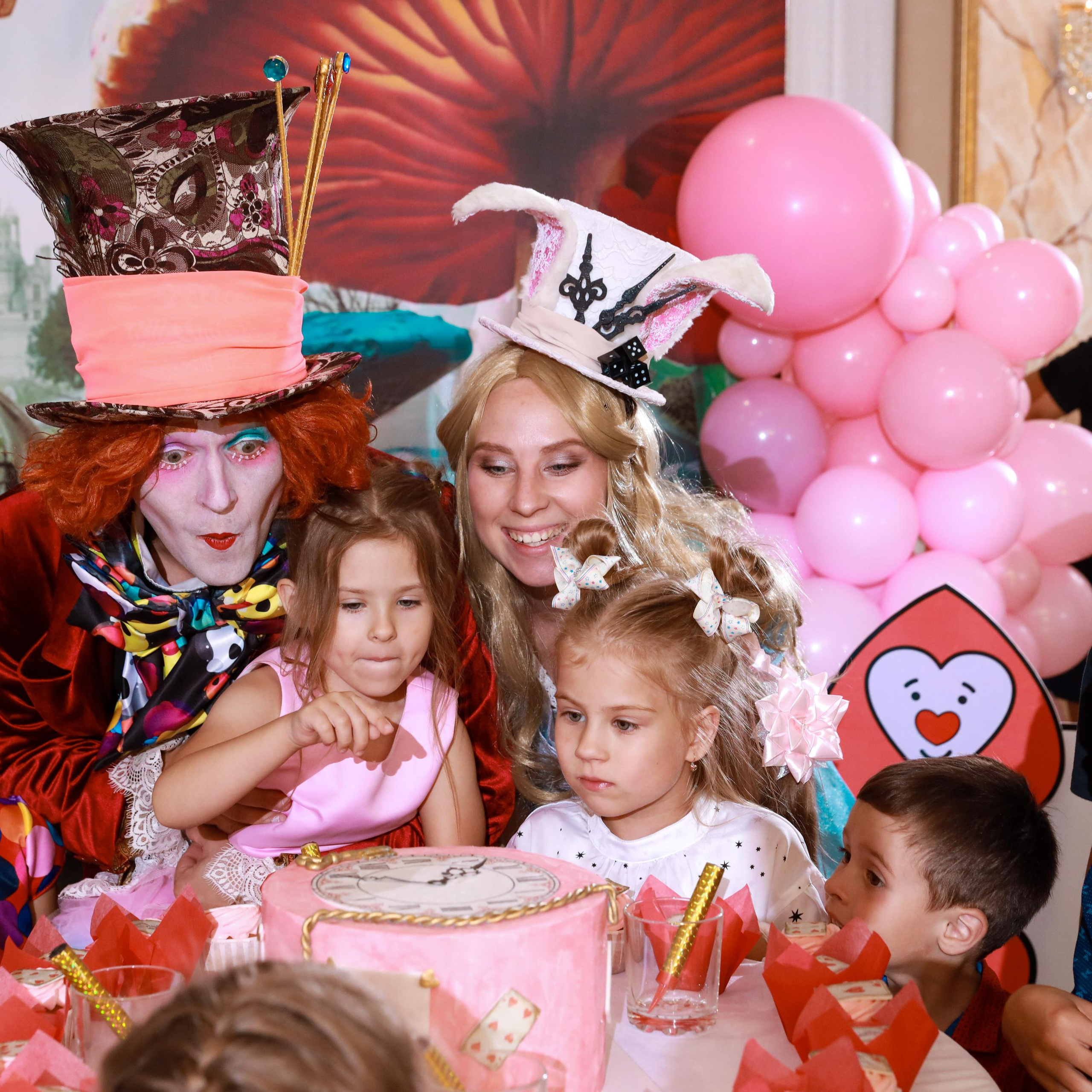 Мирра в стране чудес