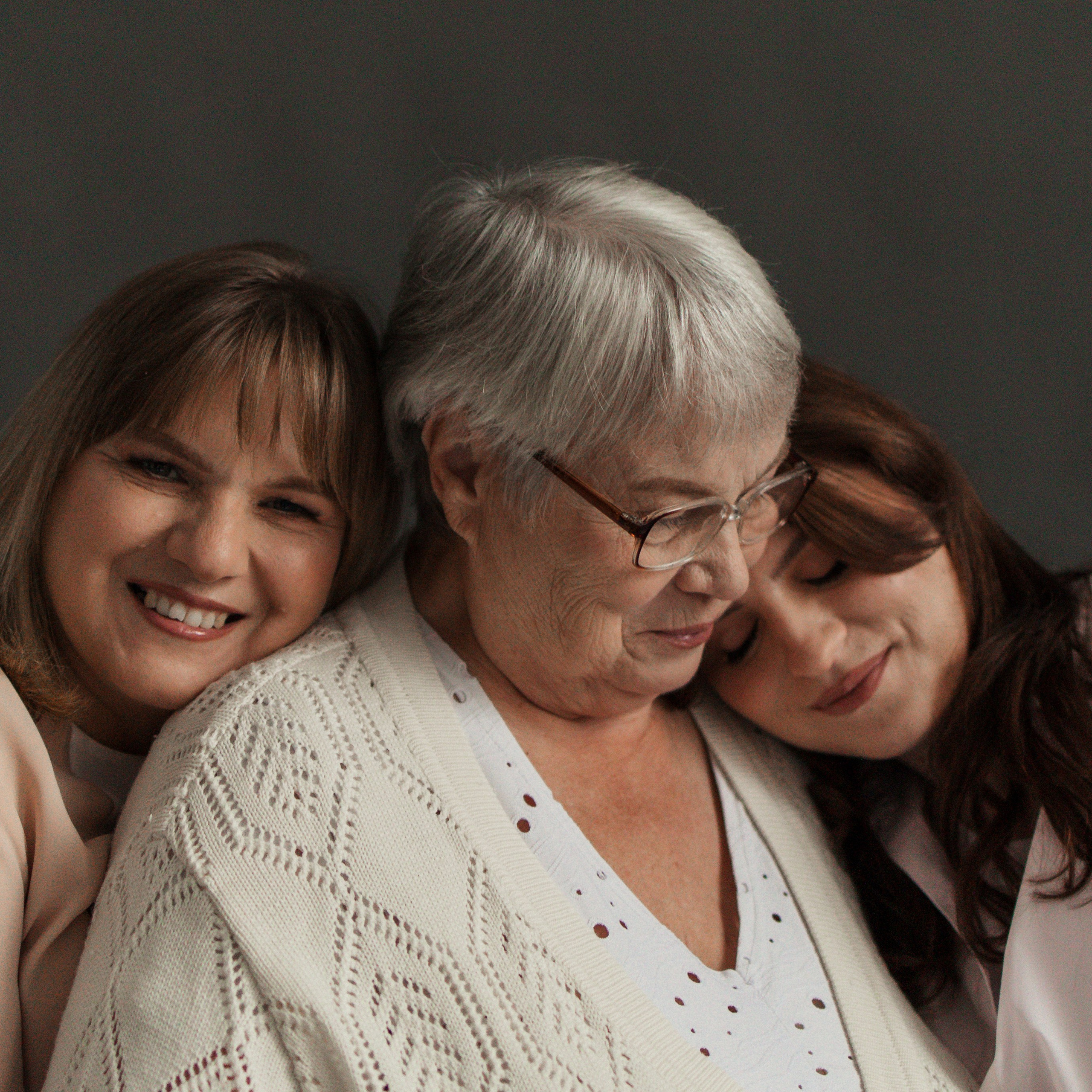 Три поколения / ID Studio