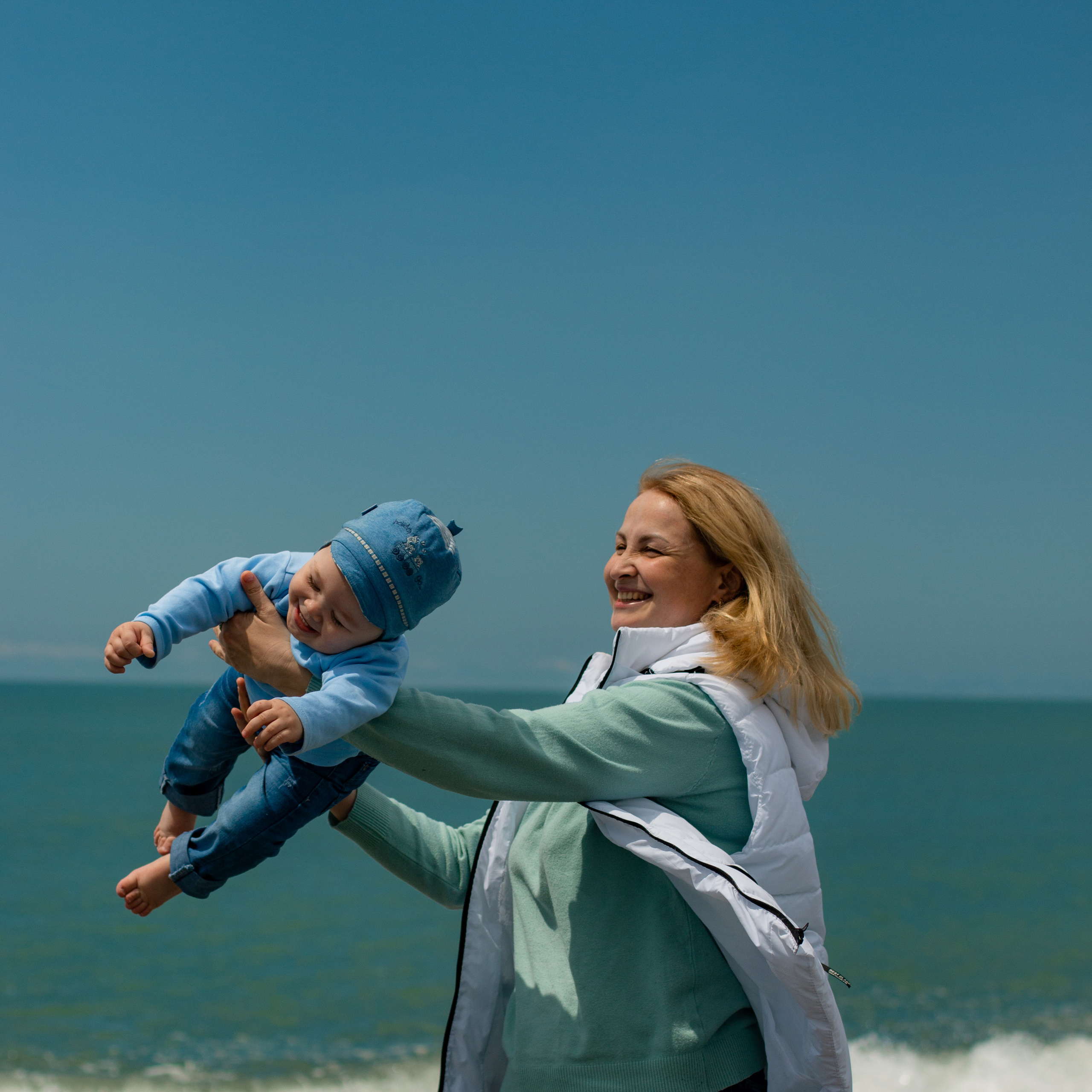 Мирослав с мамой