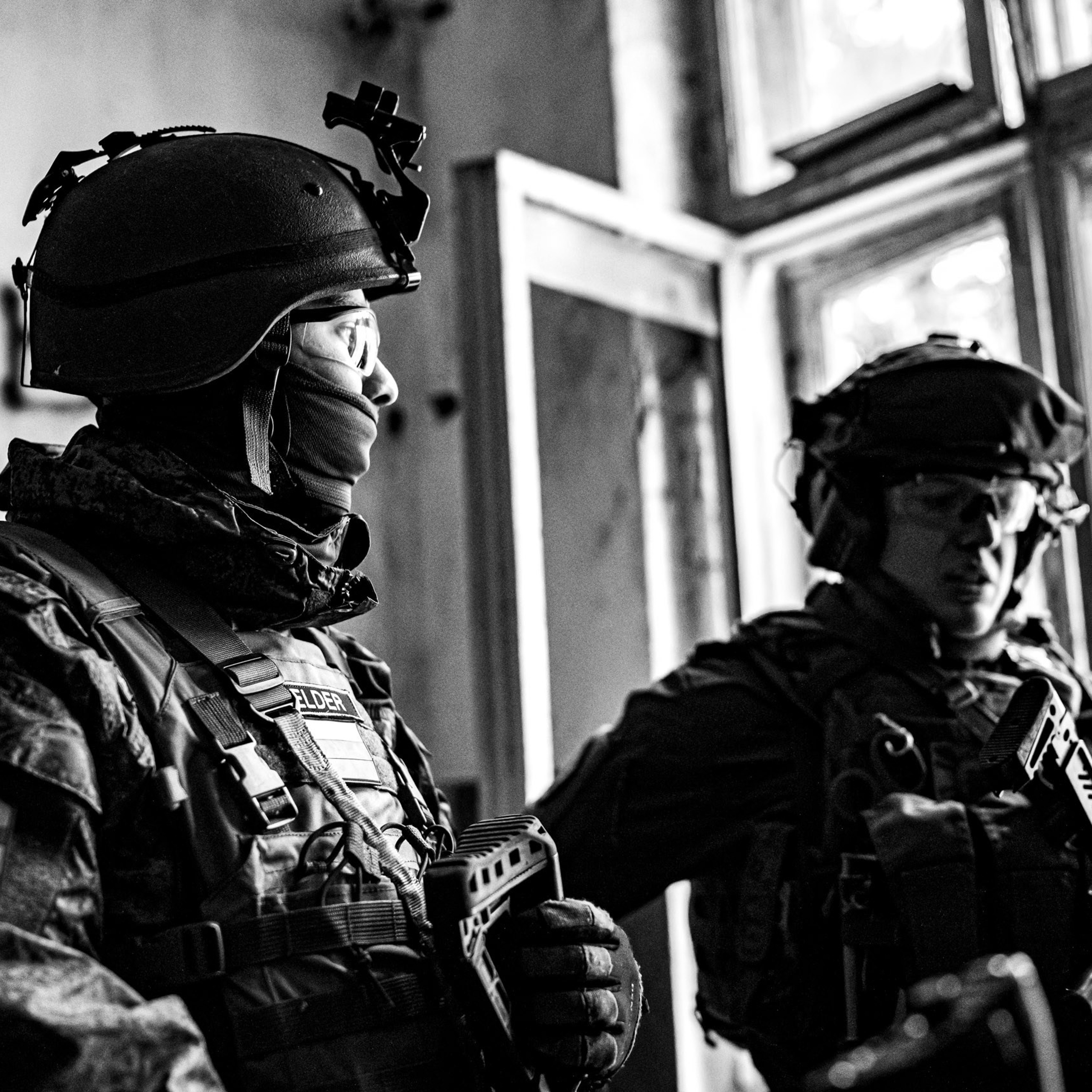 Обратная сторона (18+)