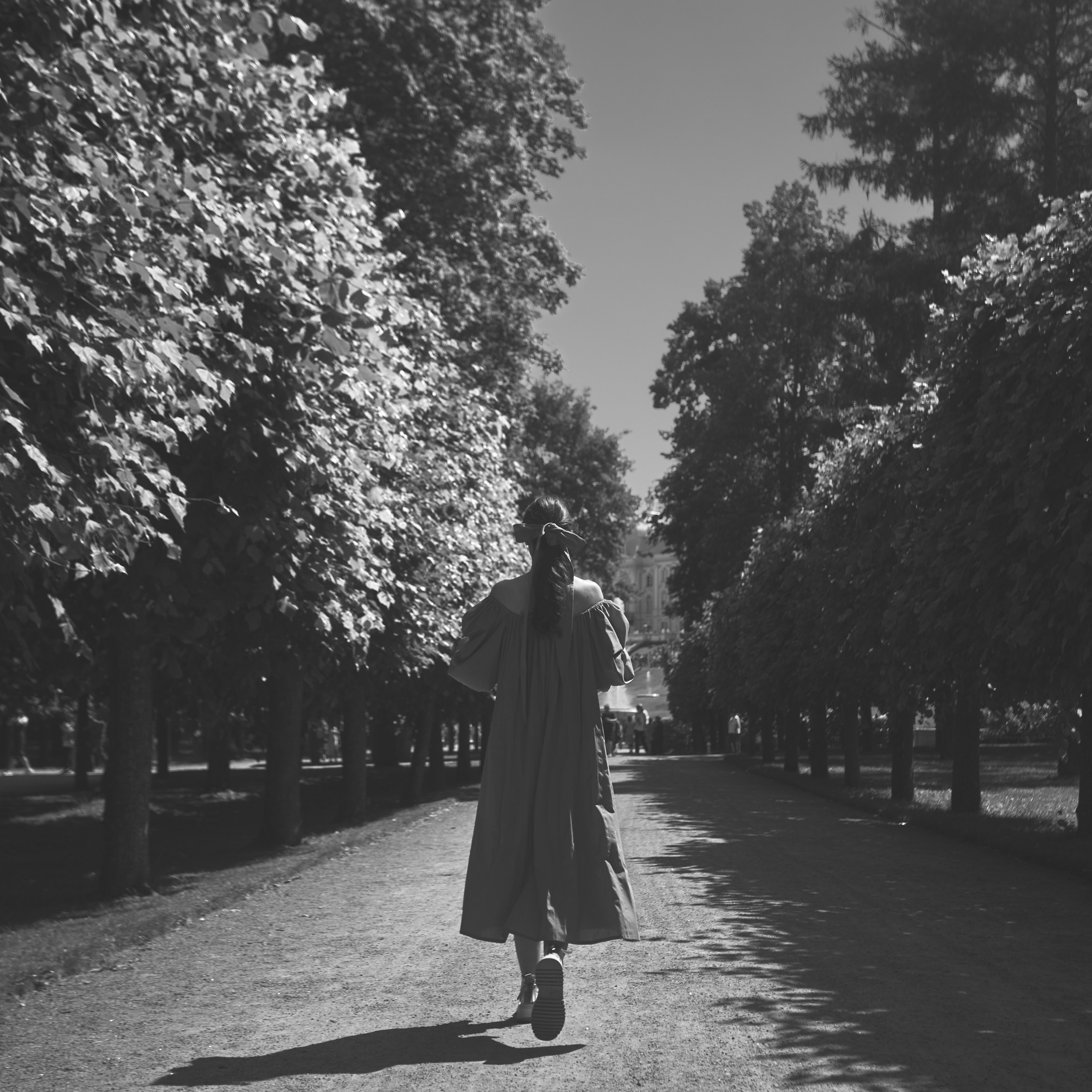 День в Петергофе. Одежда из Санкт-Петербурга СИНИОКО