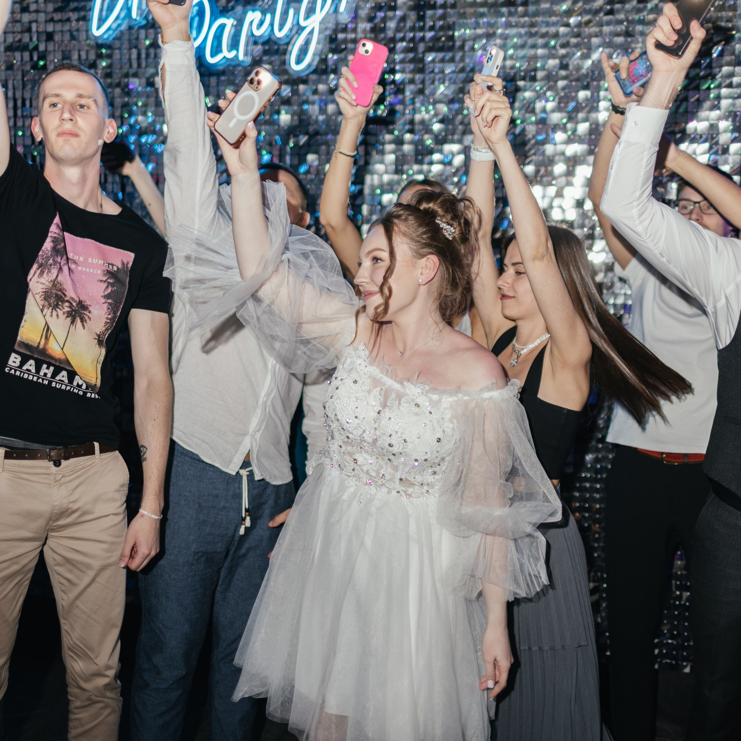 Свадьбы. Аренда лофта в СПб для мероприятий