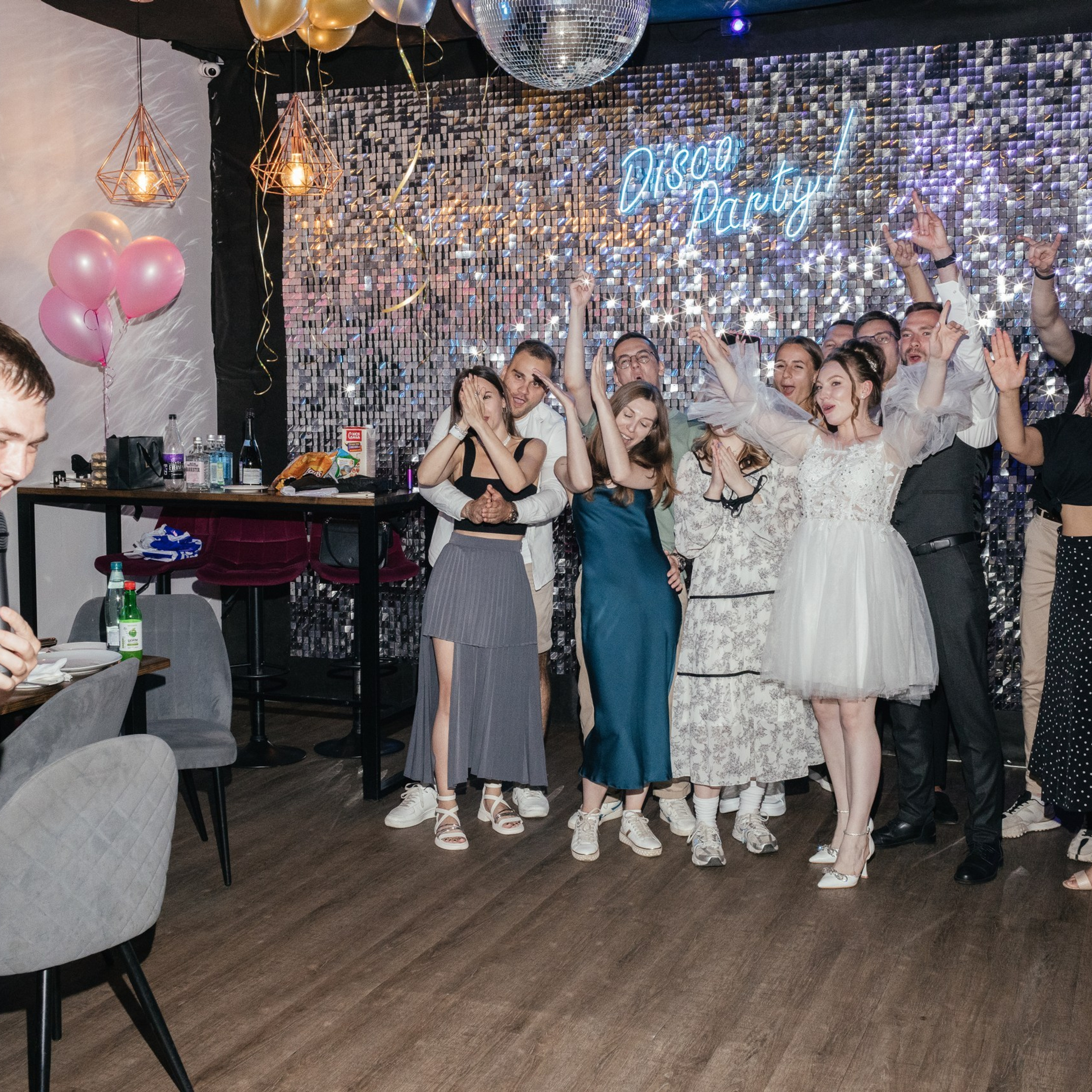 Свадьбы. Аренда лофта в СПб для мероприятий