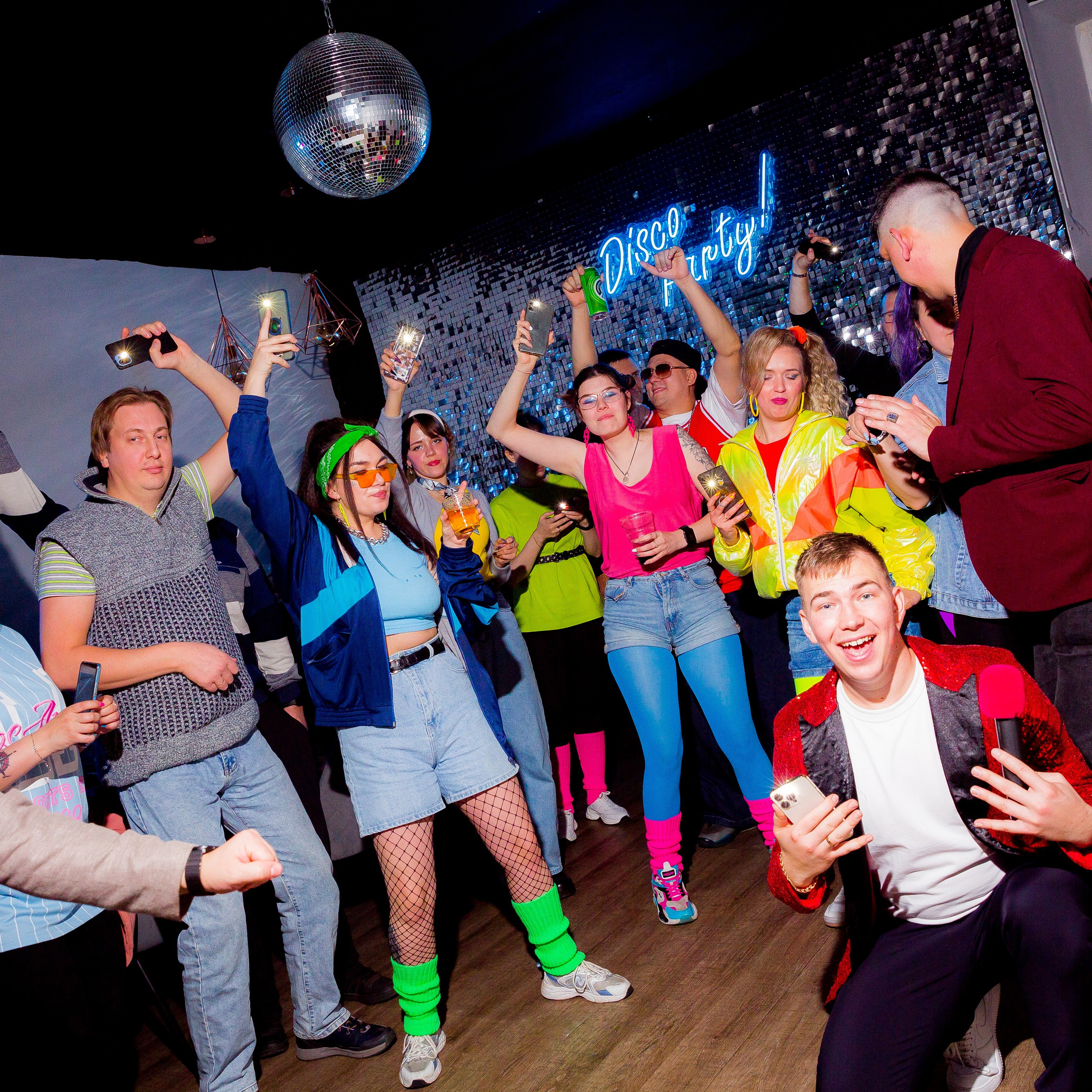 Дни рождения. Аренда лофта в СПб для мероприятий