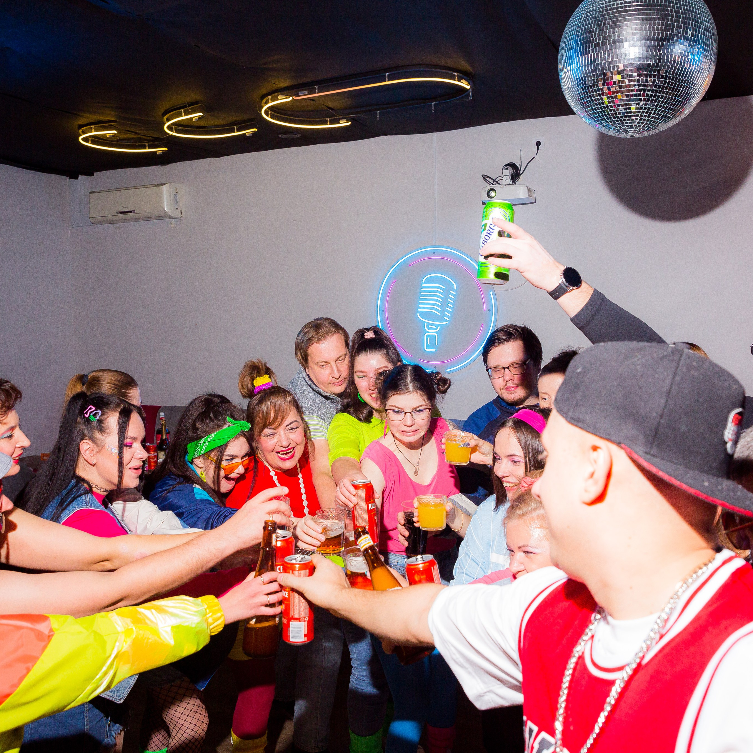 Дни рождения. Аренда лофта в СПб для мероприятий