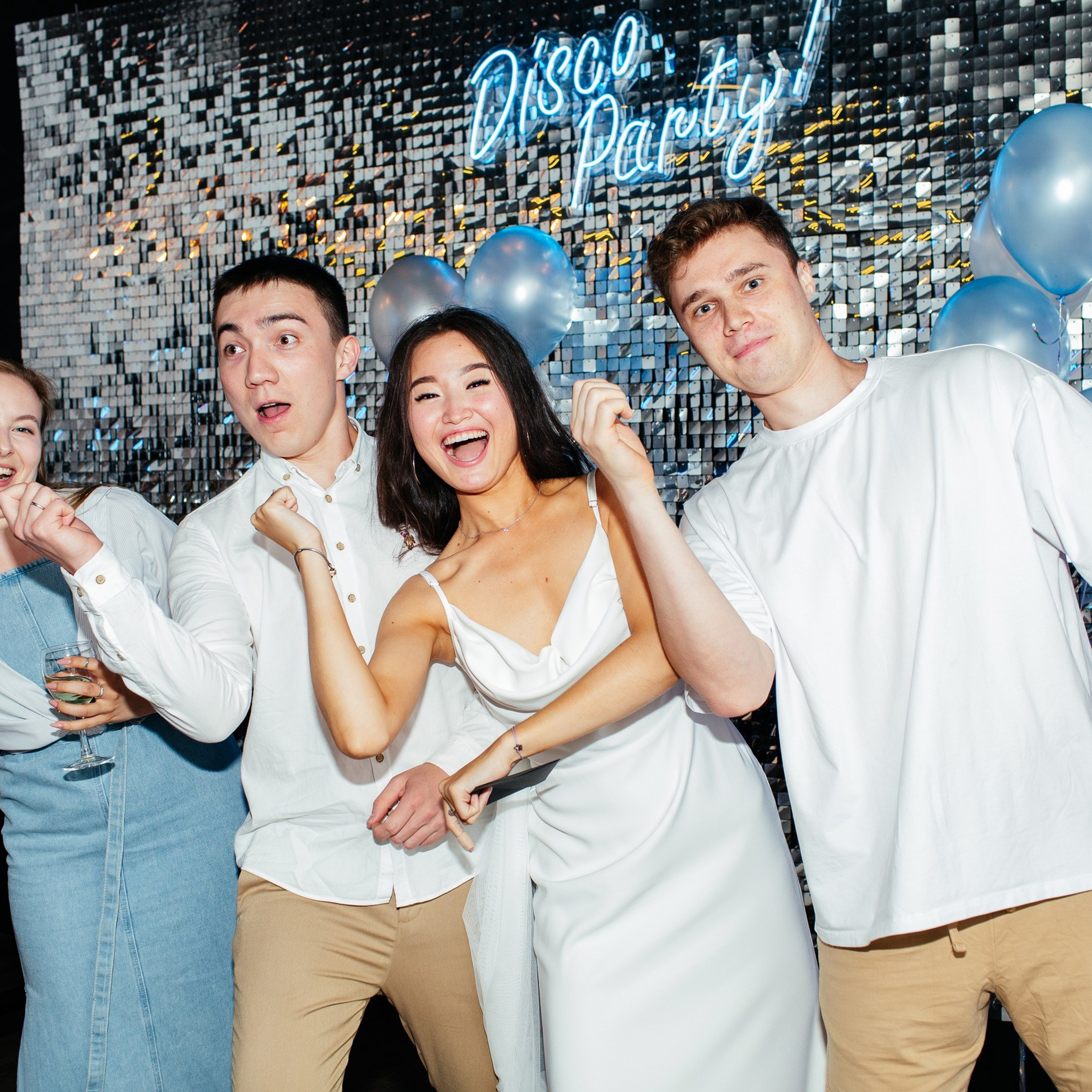 Свадьбы. Аренда лофта в СПб для мероприятий