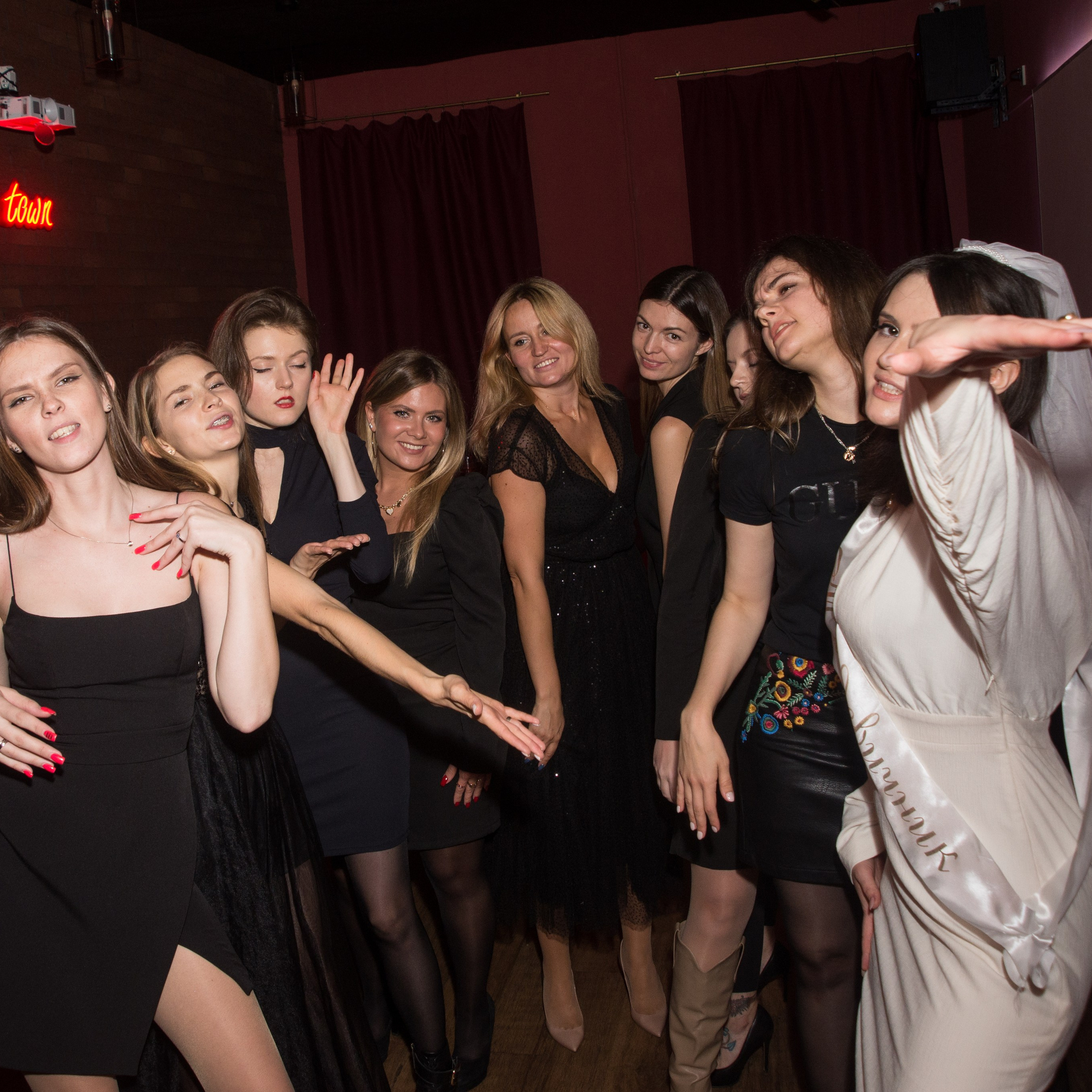 Девичники. Аренда лофта в СПб для мероприятий