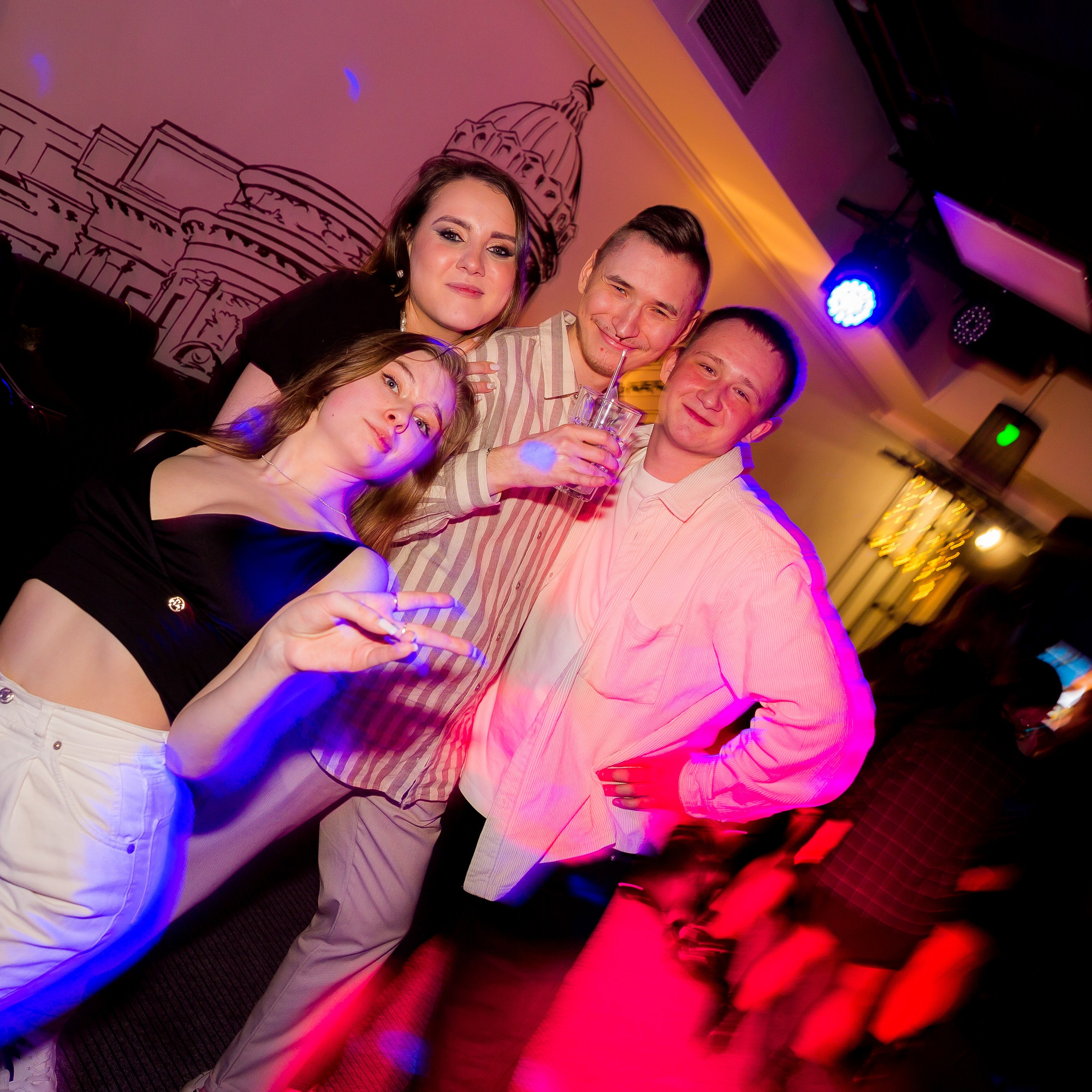 Корпоративы. Аренда лофта в СПб для мероприятий