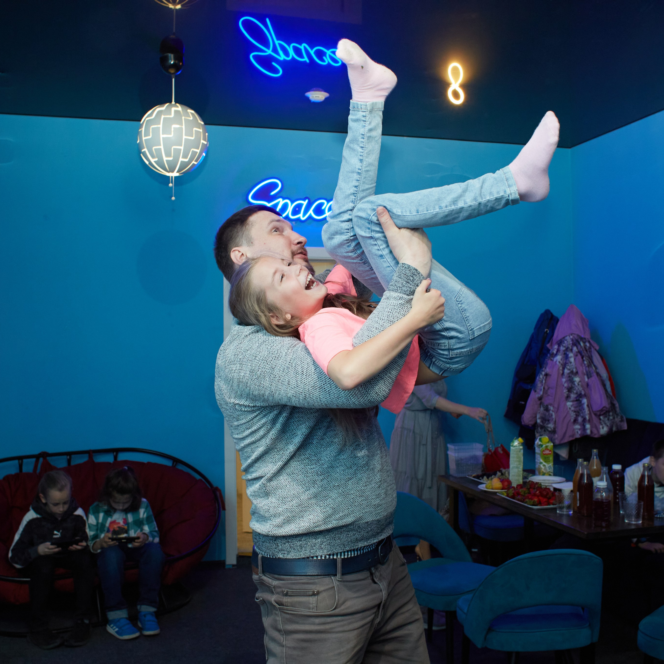 Детские праздники. Аренда лофта в СПб для мероприятий