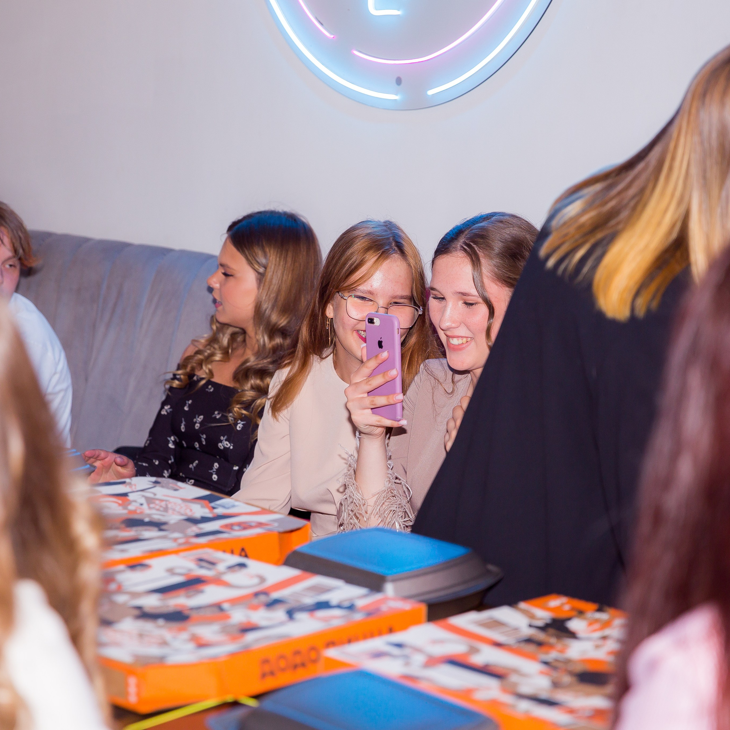 Выпускные. Аренда лофта в СПб для мероприятий