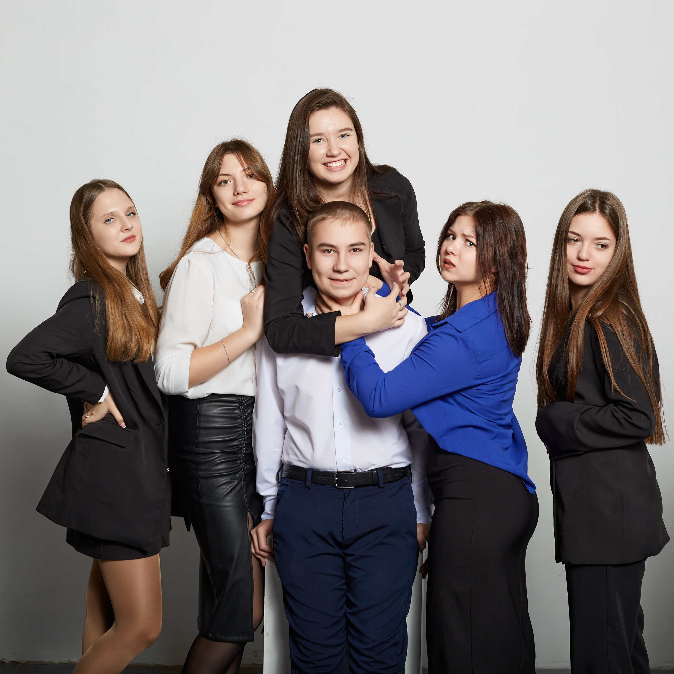 Доступные выпускные фотоальбомы