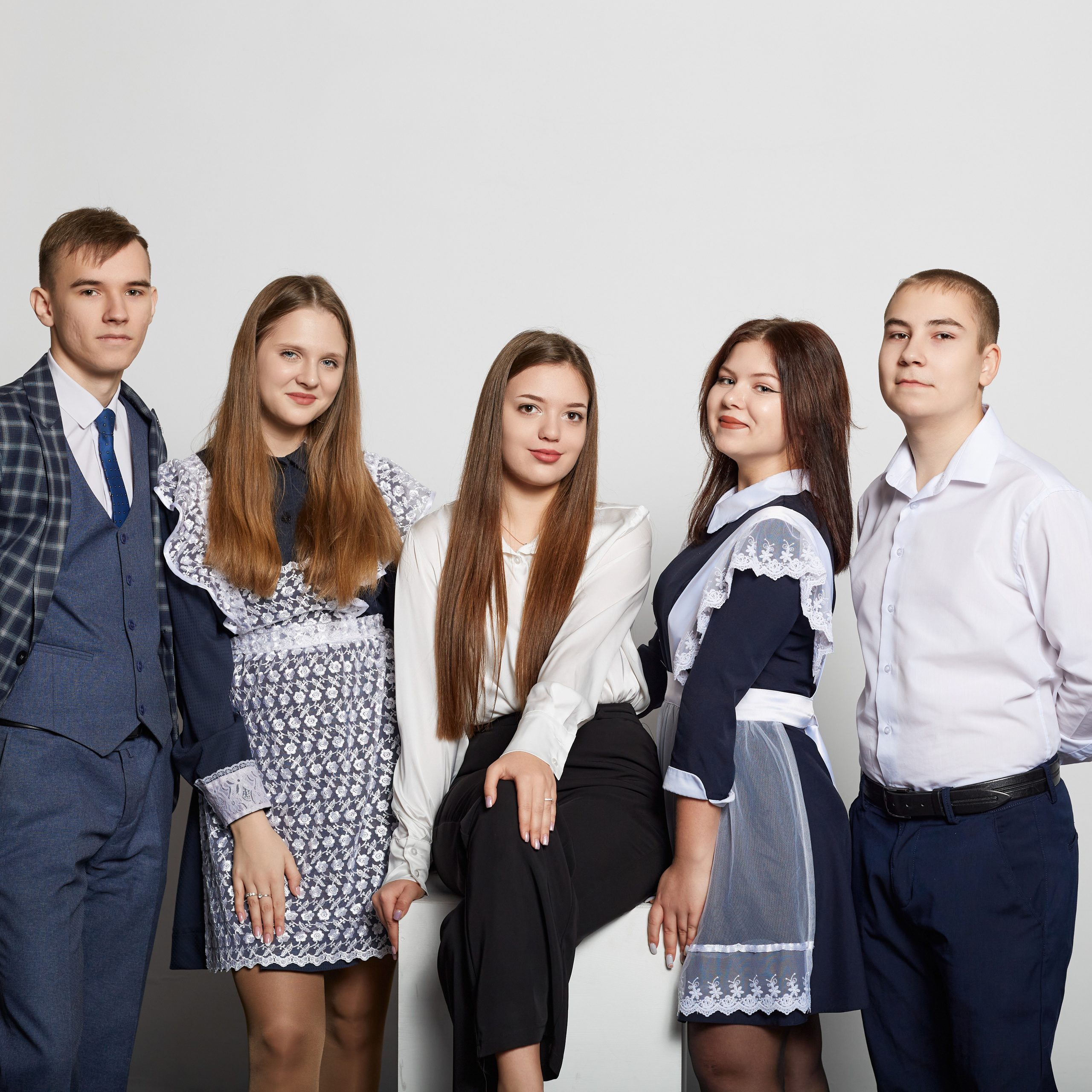 Групповая фотография выпускников.