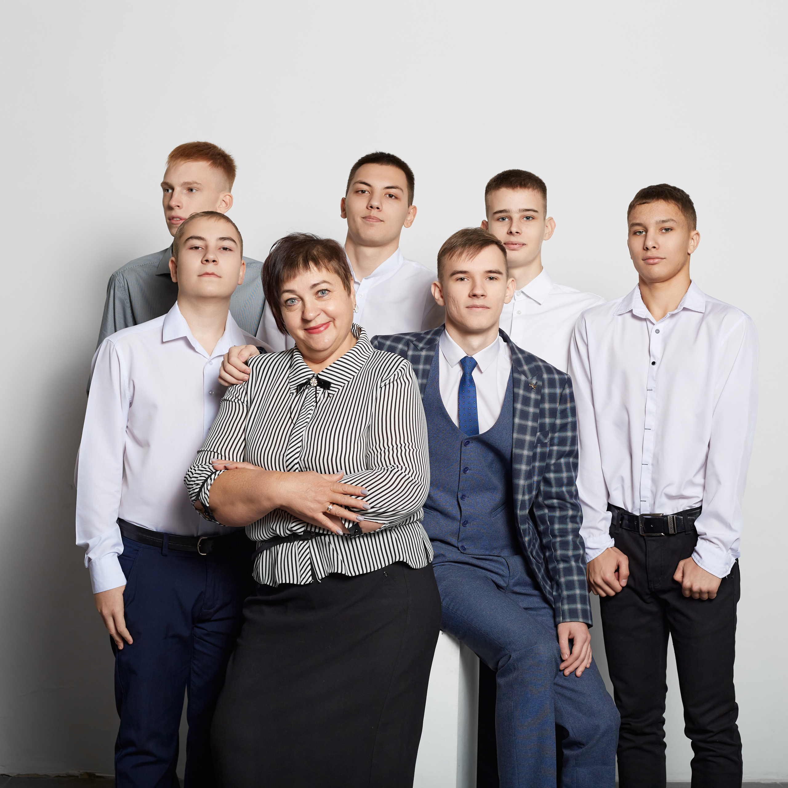 Фото с учителем. Позирование группой