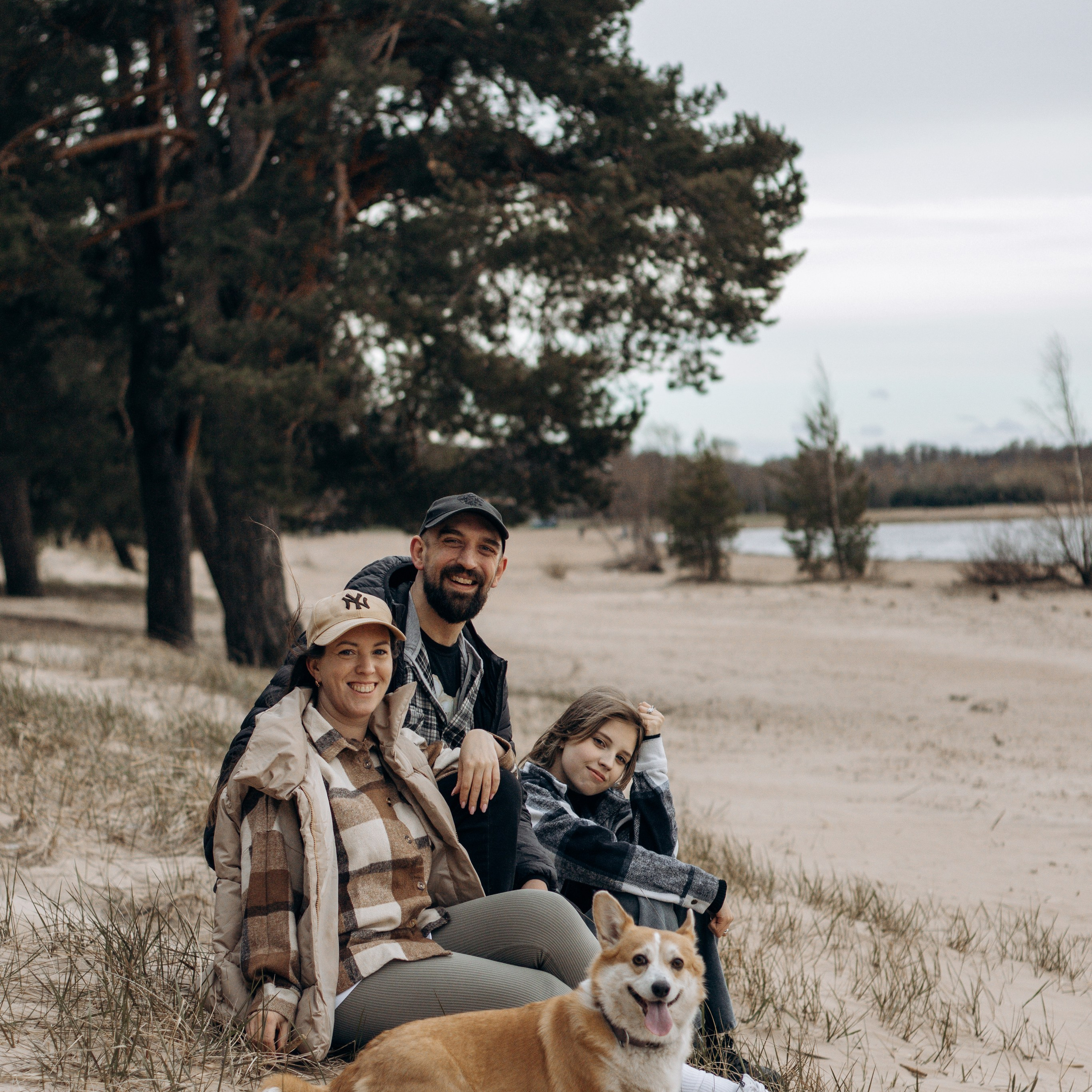 Аня, Серёжа, Настя и Адель