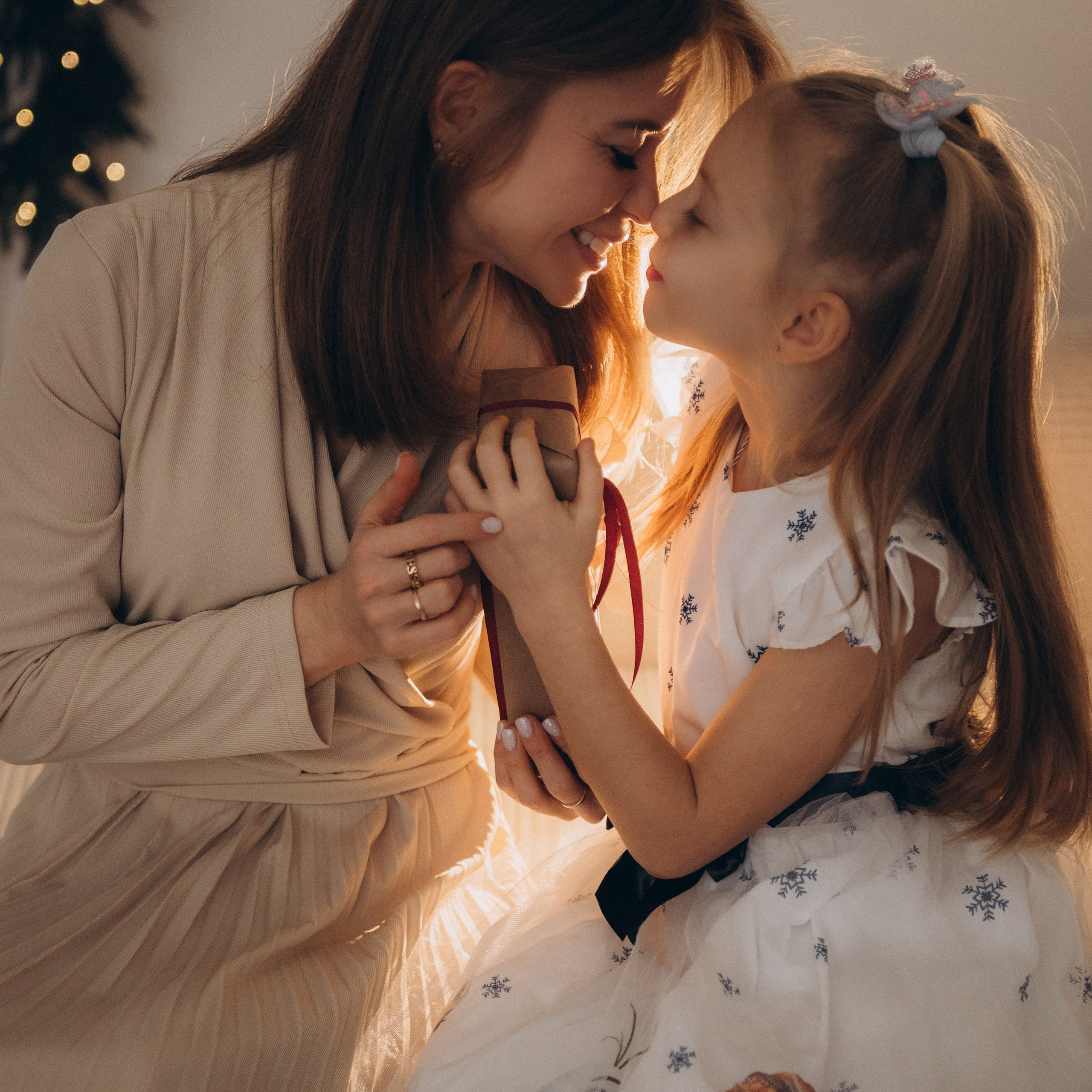 Настя и Маюша