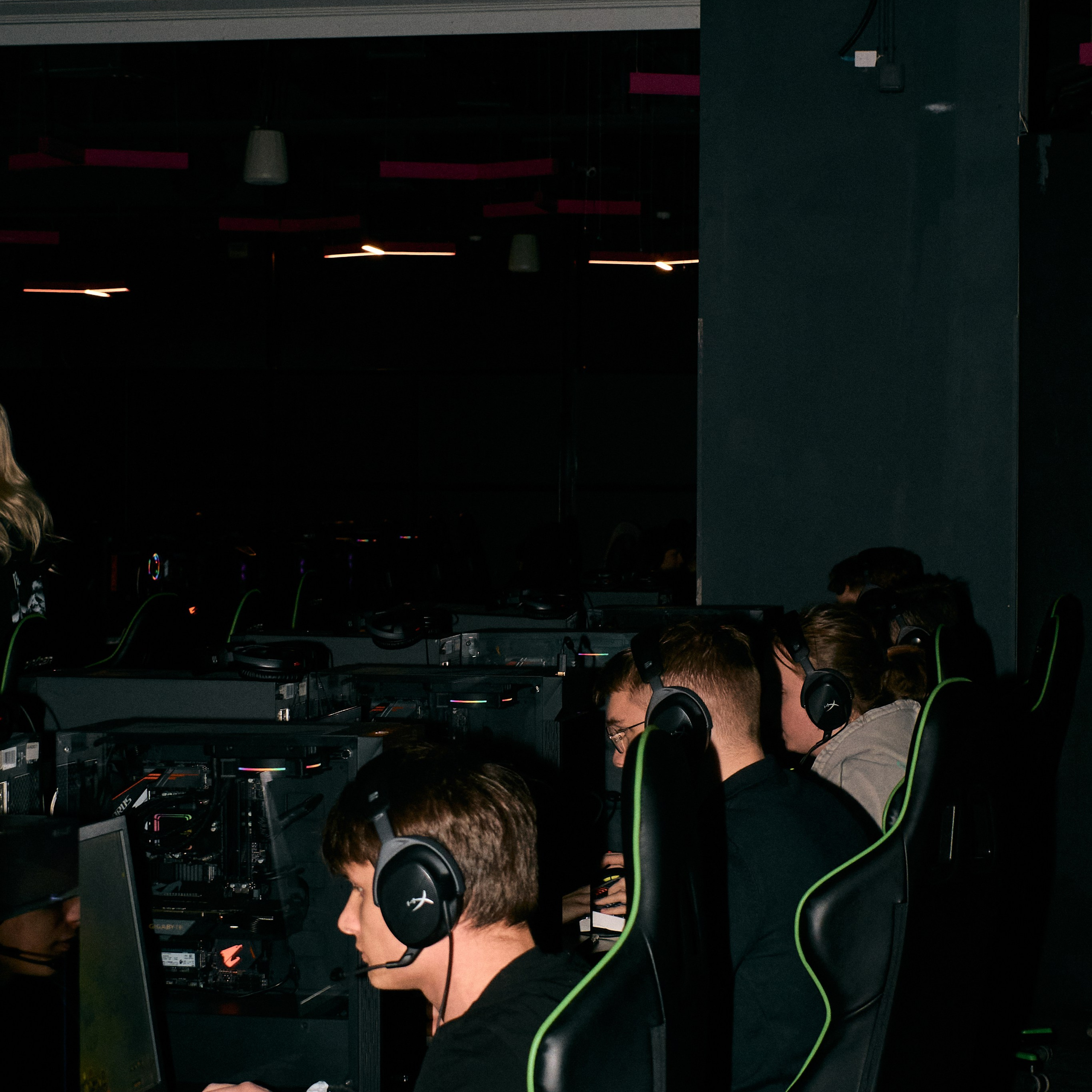 Financial Cybersport League. Дизайнер, студийный и репортажный фотограф в Москве Мария Кузнецова