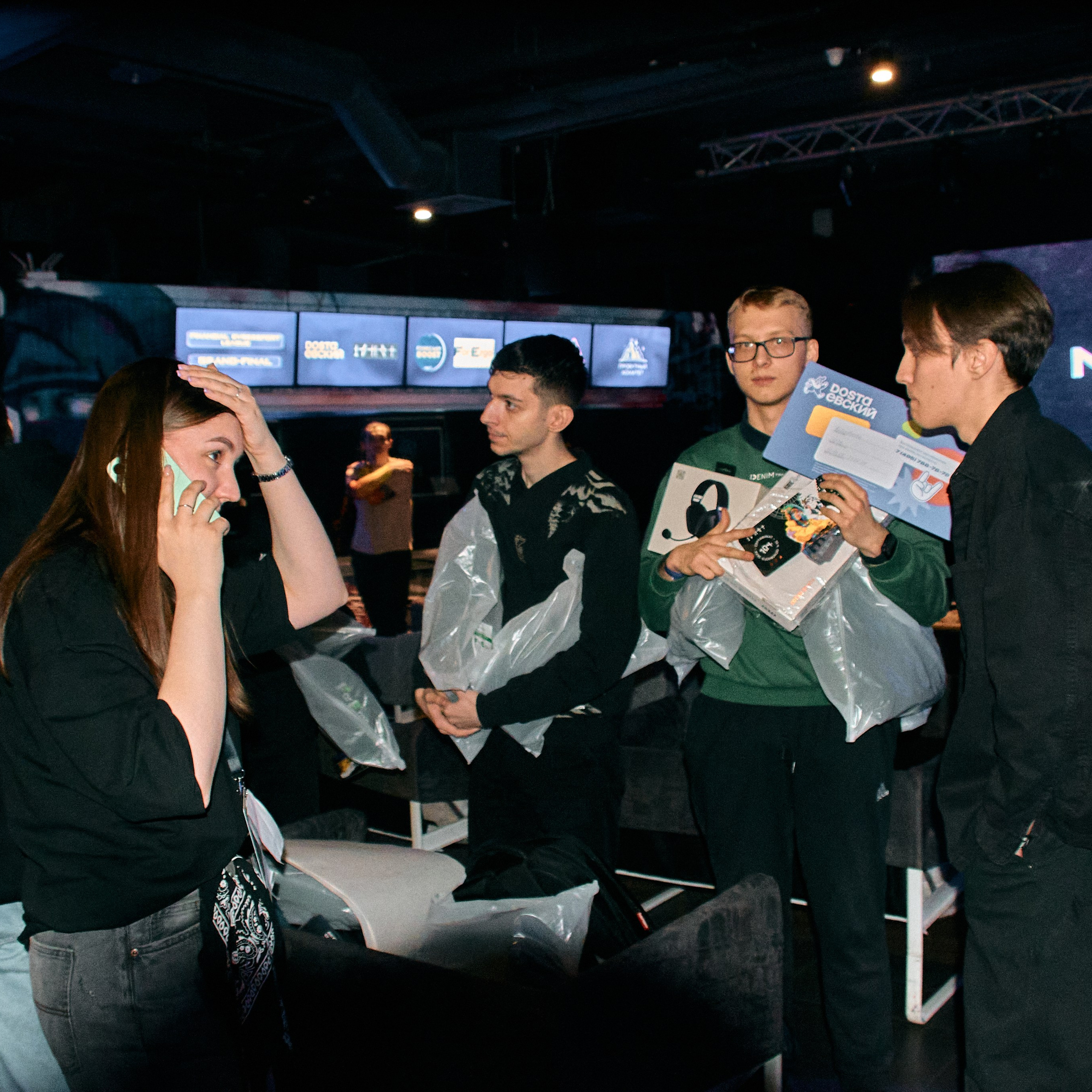 Financial Cybersport League. Дизайнер, студийный и репортажный фотограф в Москве Мария Кузнецова